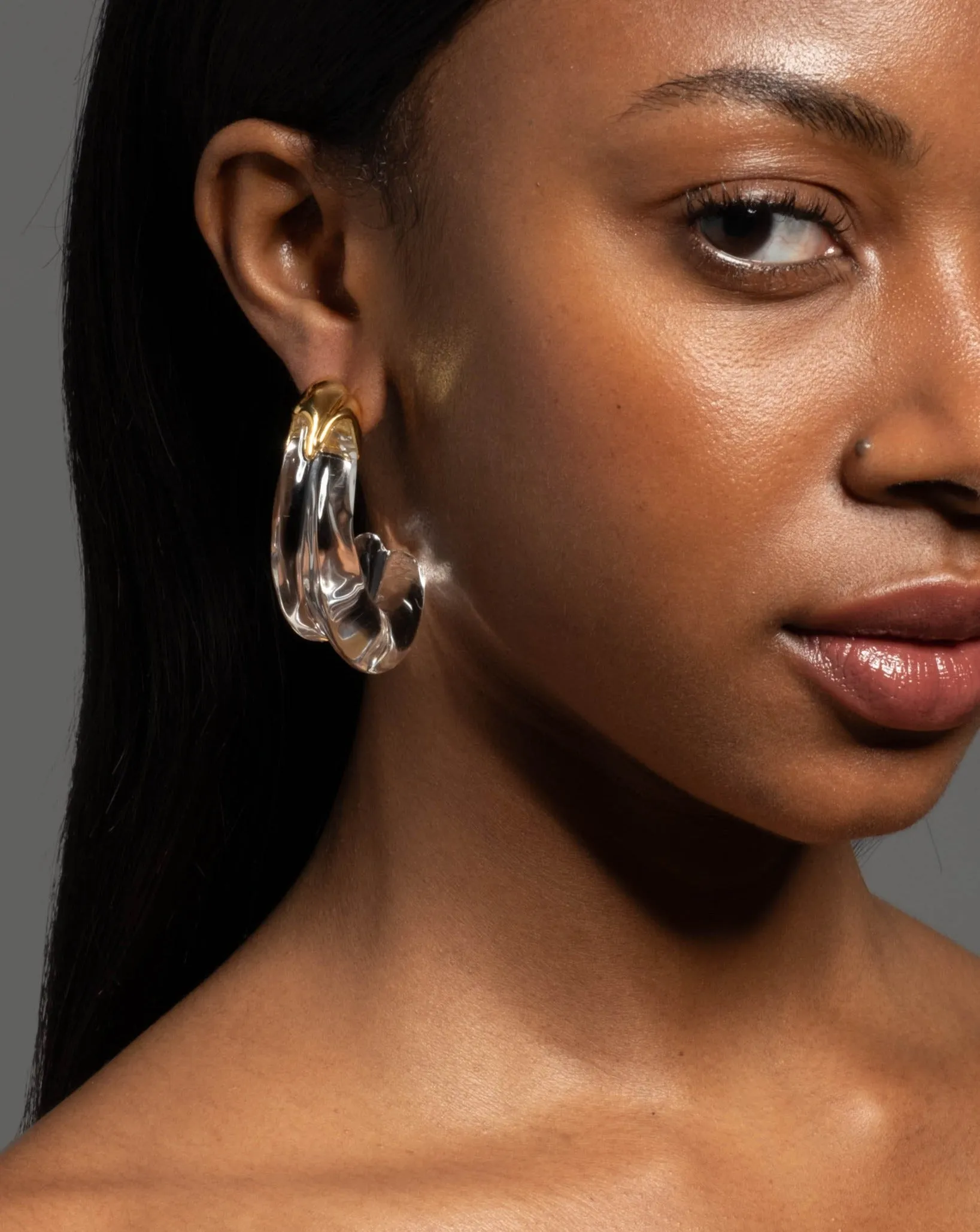 Liquid Lucite Large Wave Hoop Earring sold by Alexis Bittar product image thumbnail 2