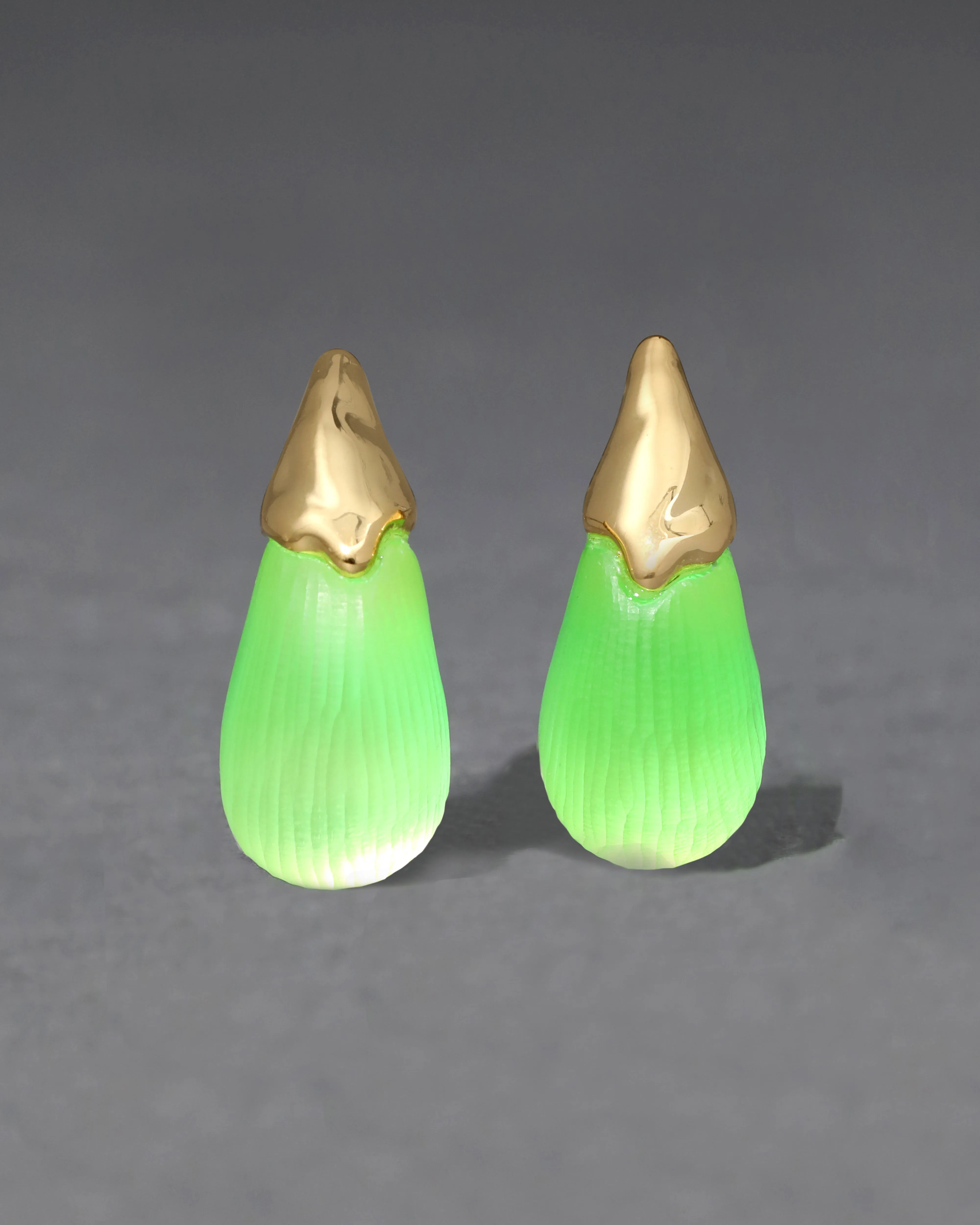 Lucite Arched Small Post Earring- Neon Green sold by Alexis Bittar product image thumbnail 4