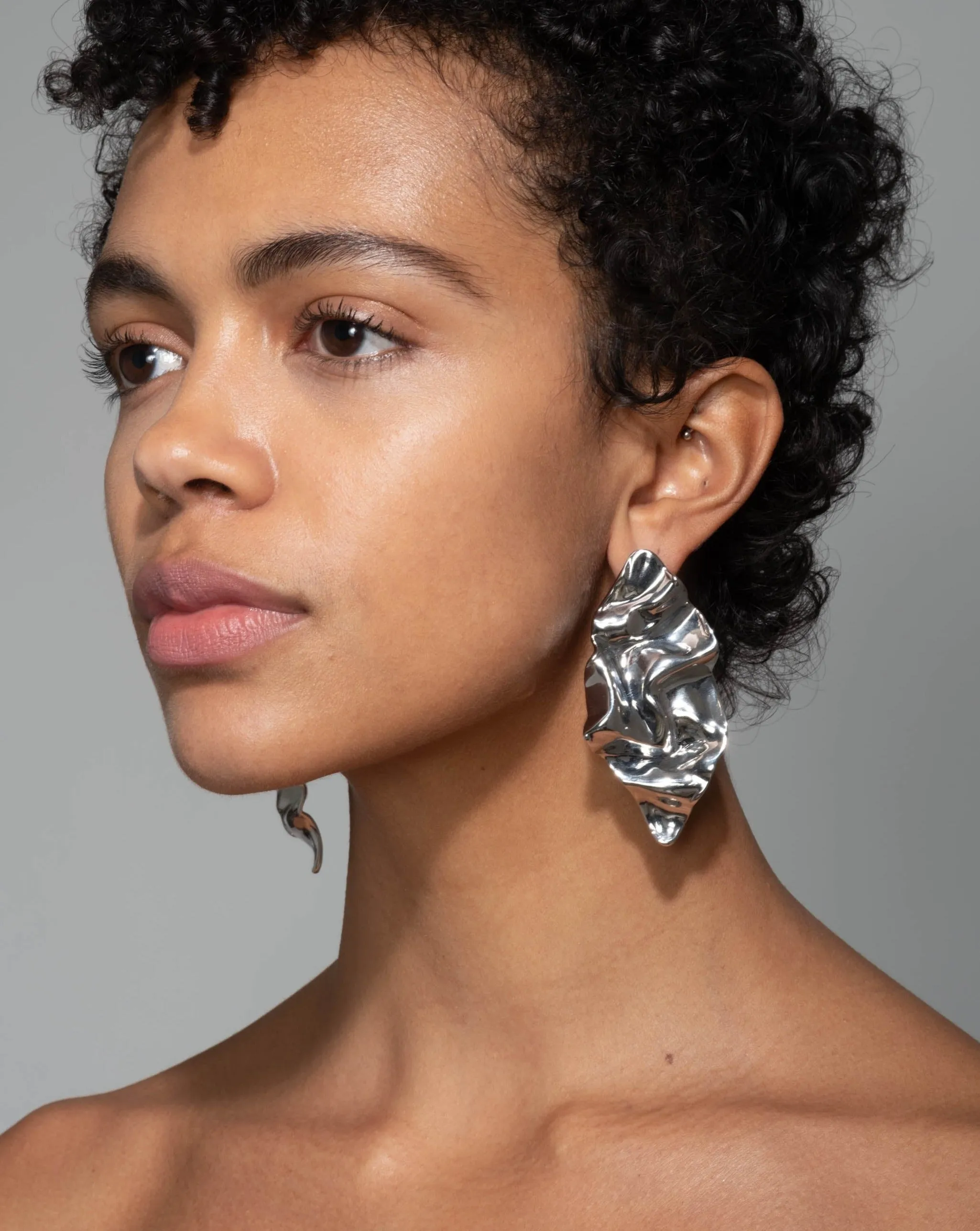 Crumpled Large Post Earring- Silver sold by Alexis Bittar product image thumbnail 4