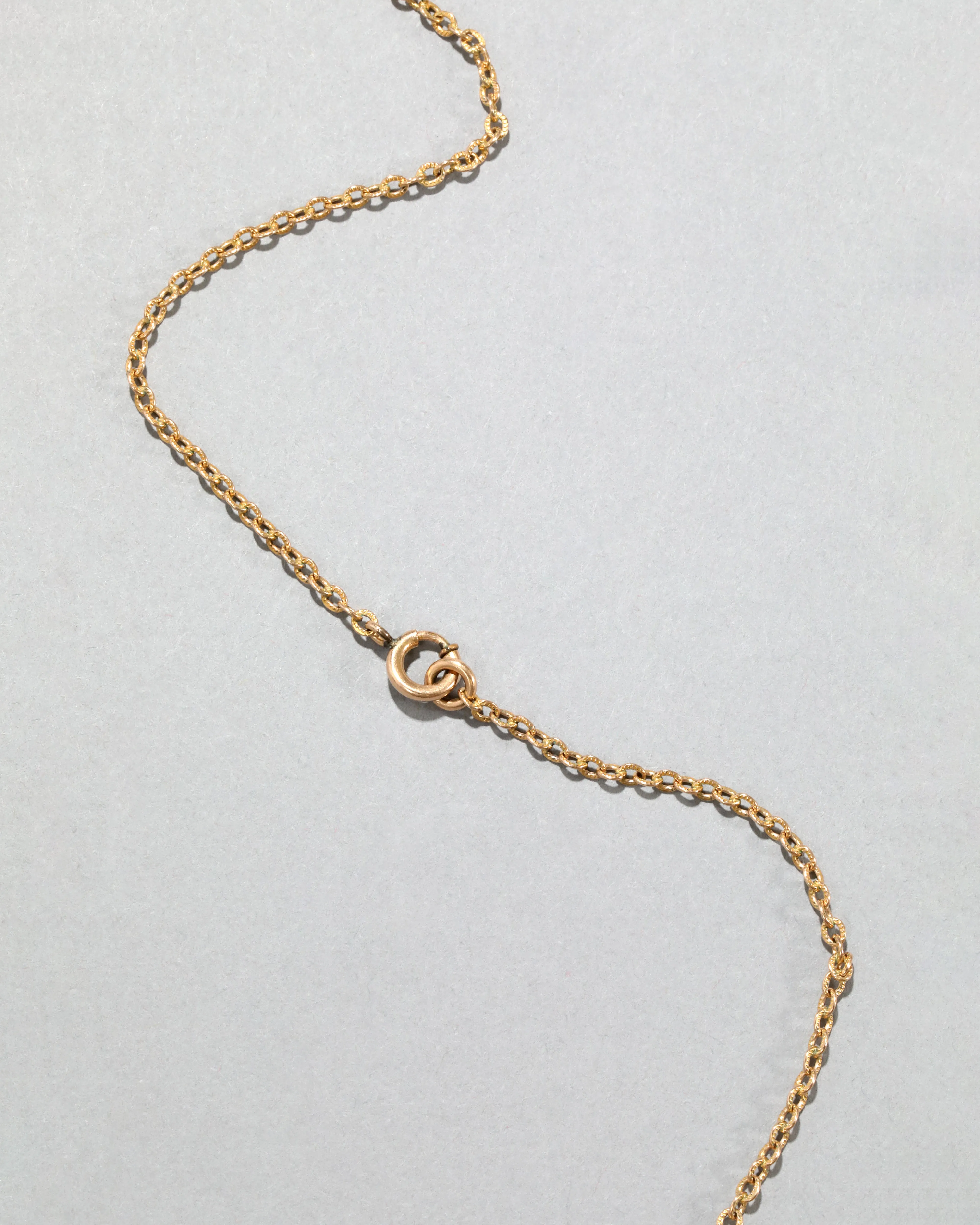 Antique 1920s 14k Gold Filled Hand Etched Floral Oval Locket Necklace sold by Alexis Bittar product image thumbnail 5