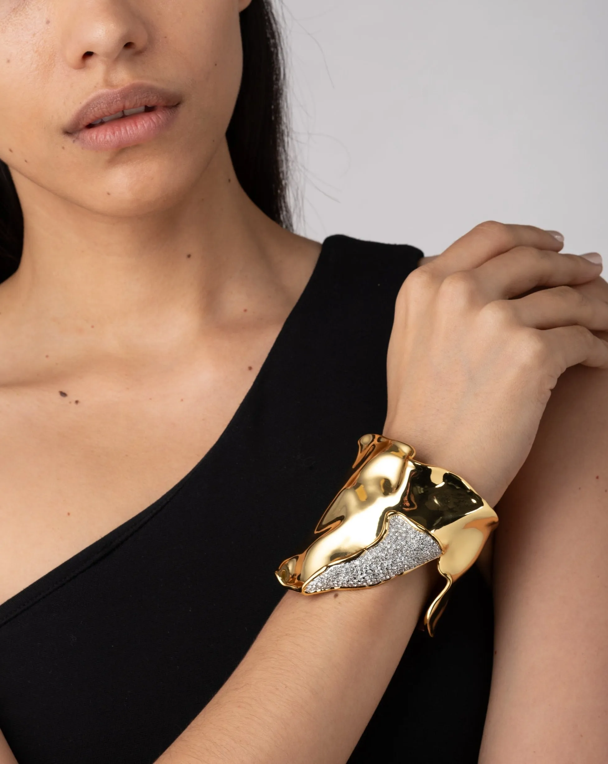 Solanales Gold Crystal Folded Cuff Bracelet sold by Alexis Bittar product image thumbnail 2