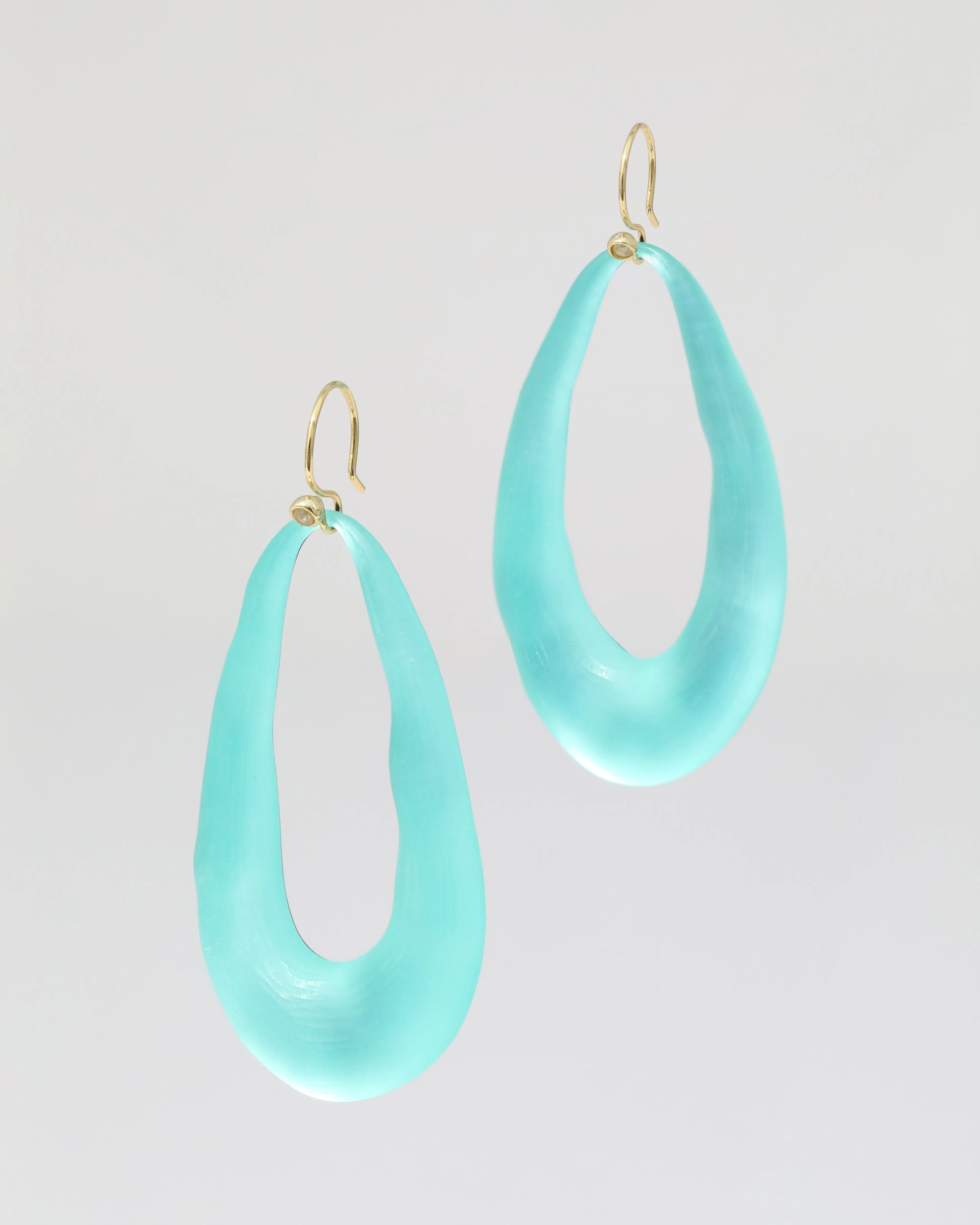 Lucite Link Wire Earring- Mint Green sold by Alexis Bittar