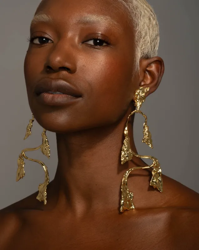 Mobile Gold Balance Clip Earring sold by Alexis Bittar