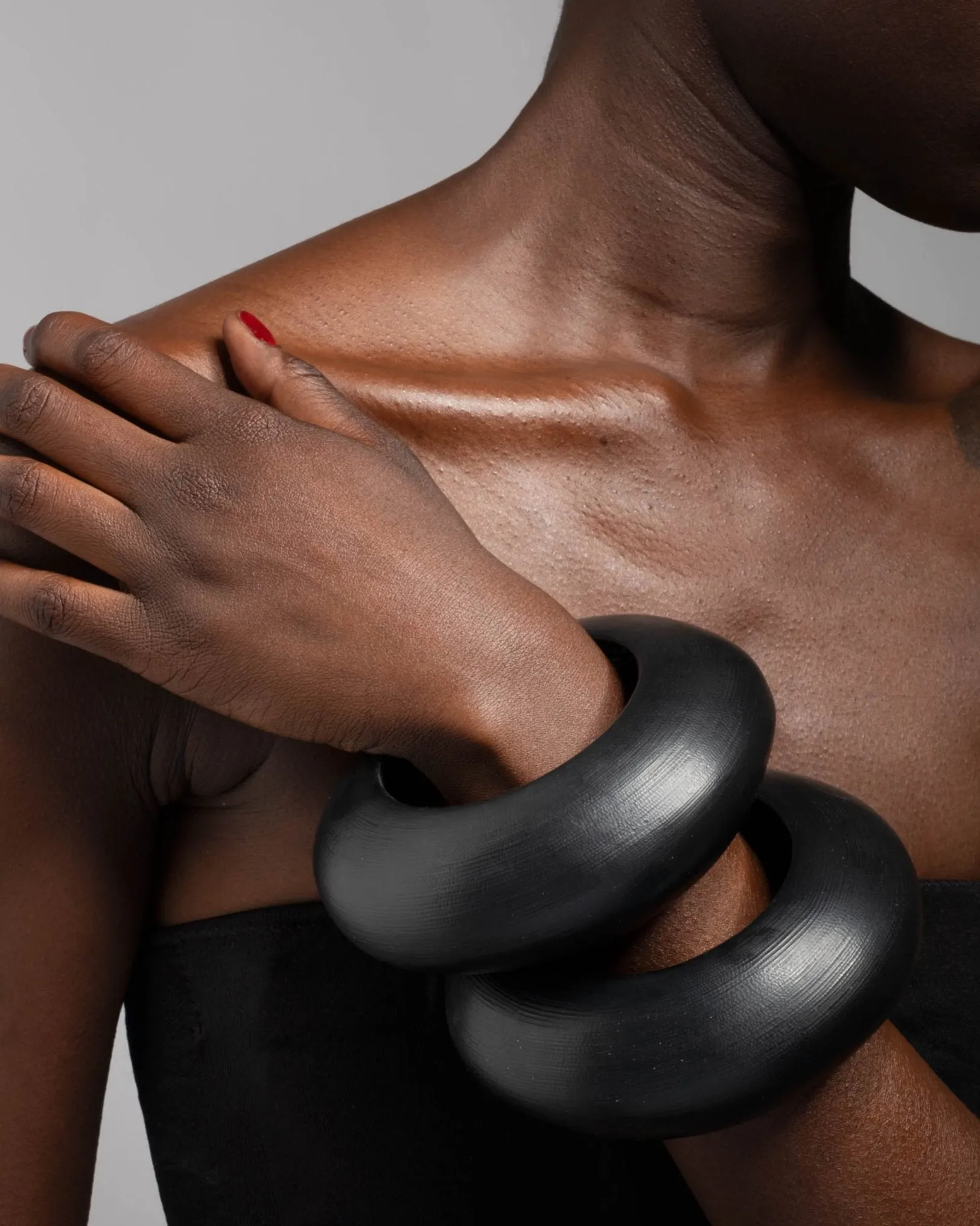 Puffy Lucite Bangle Bracelet- Black sold by Alexis Bittar product image thumbnail 2