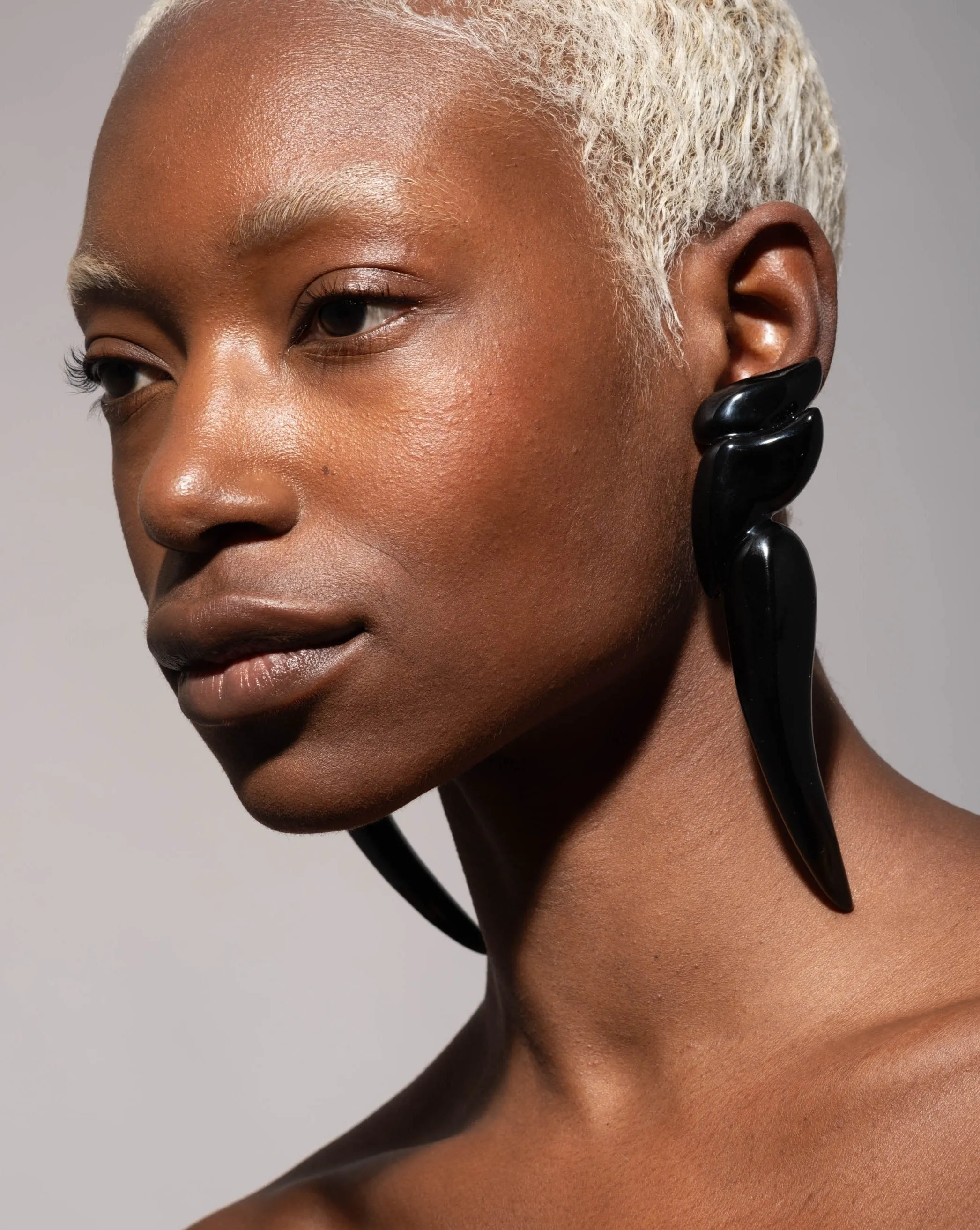 Liquid Lucite Wave Long Clip Earring- Black sold by Alexis Bittar product image thumbnail 2