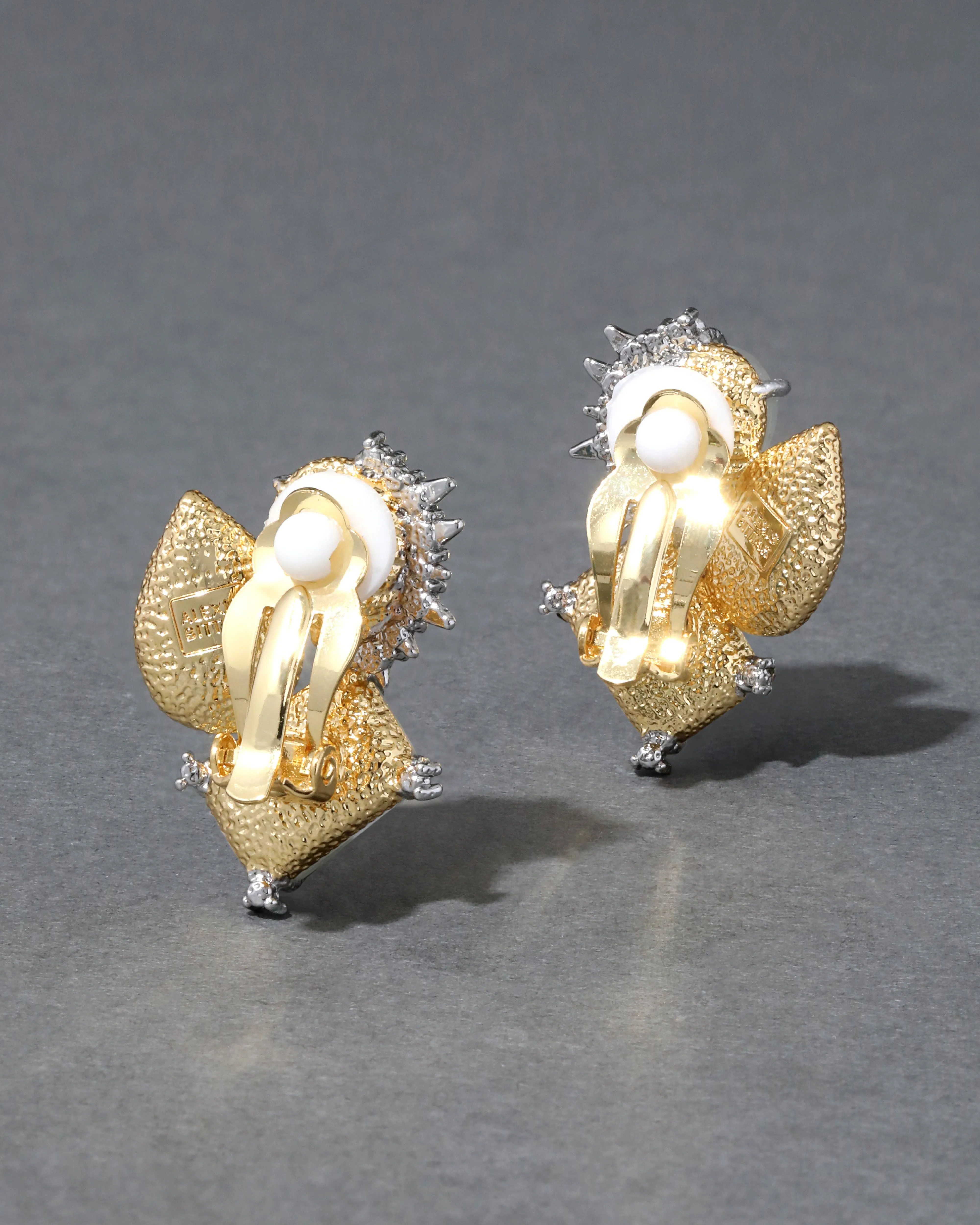 Muse D'Or White Mother of Pearl & Synthetic Turquoise Cluster Clip Earring sold by Alexis Bittar product image thumbnail 3