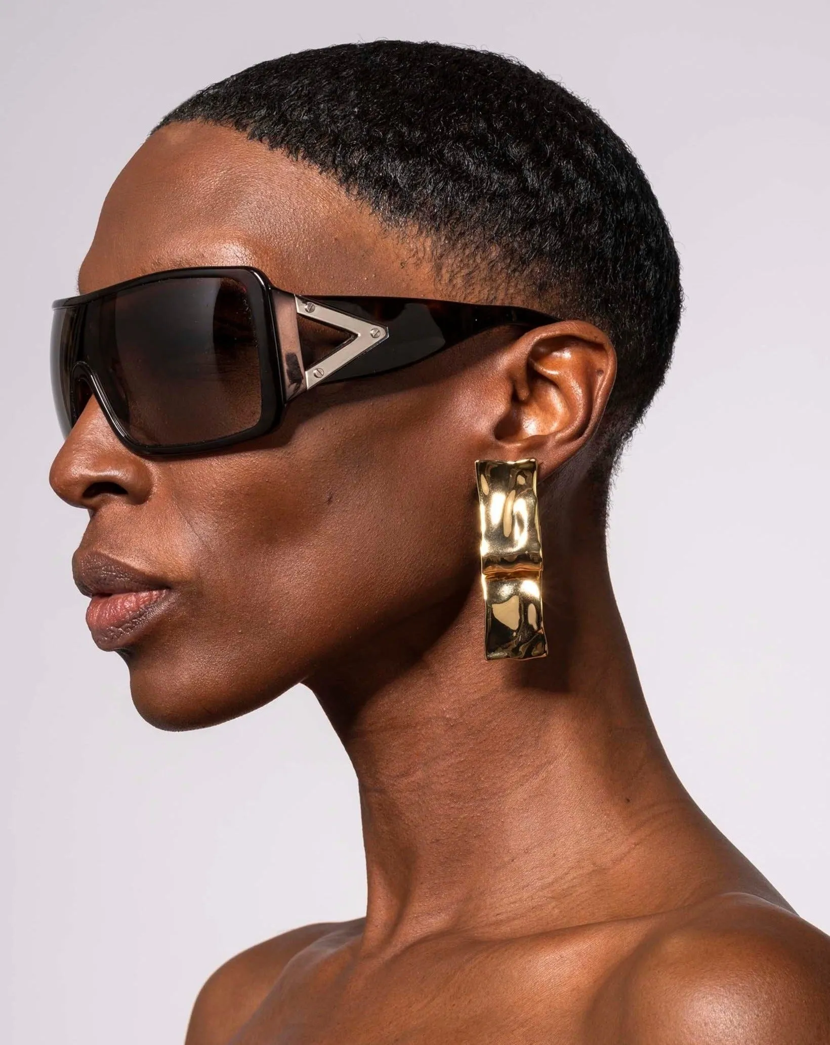 Twisted Gold Folded Ribbon Large Post Earring sold by Alexis Bittar product image thumbnail 3