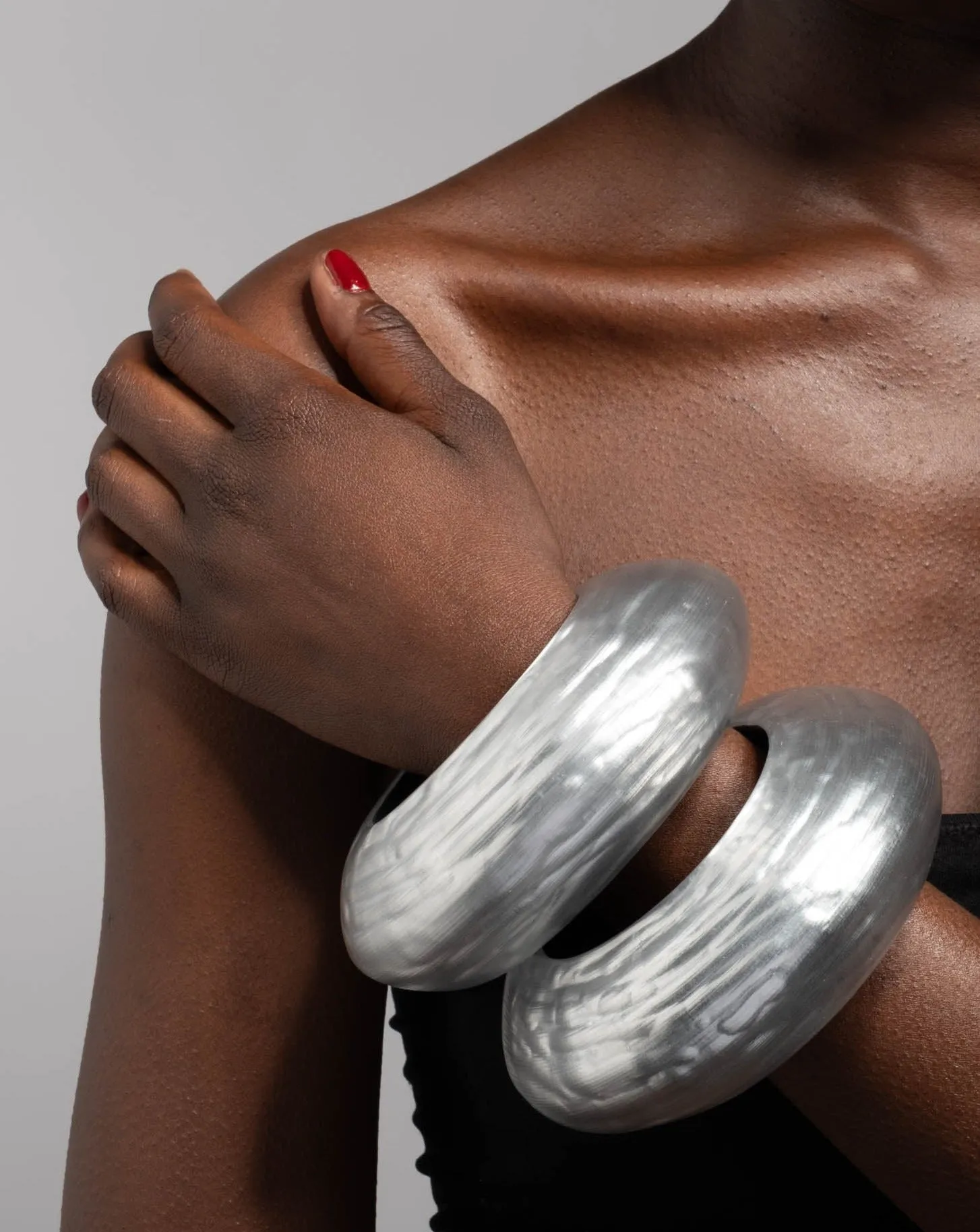 Puffy Lucite Bangle Bracelet- Pewter sold by Alexis Bittar product image thumbnail 2