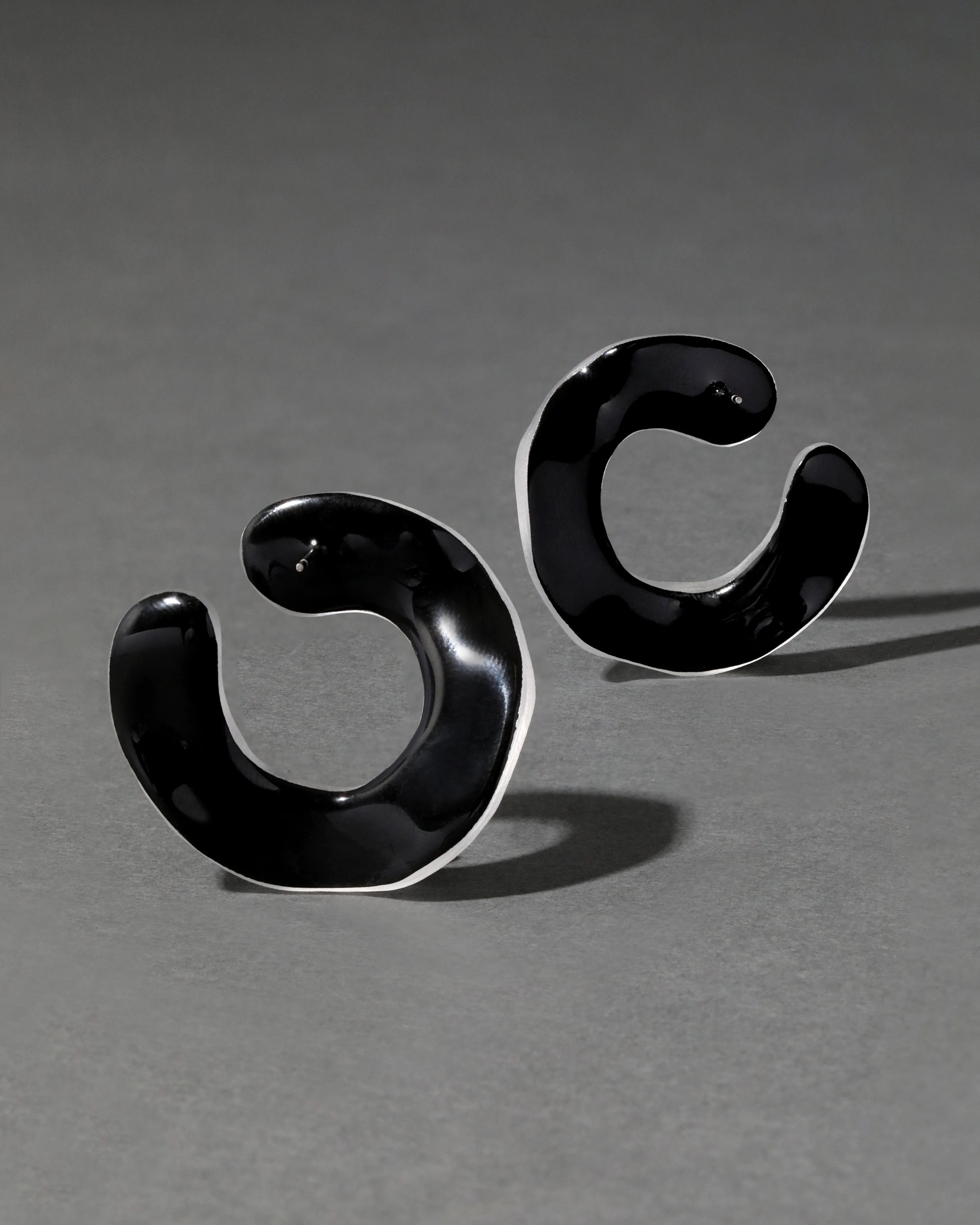 Lucite Large Front Facing Hoop Earring - Silver sold by Alexis Bittar product image thumbnail 3