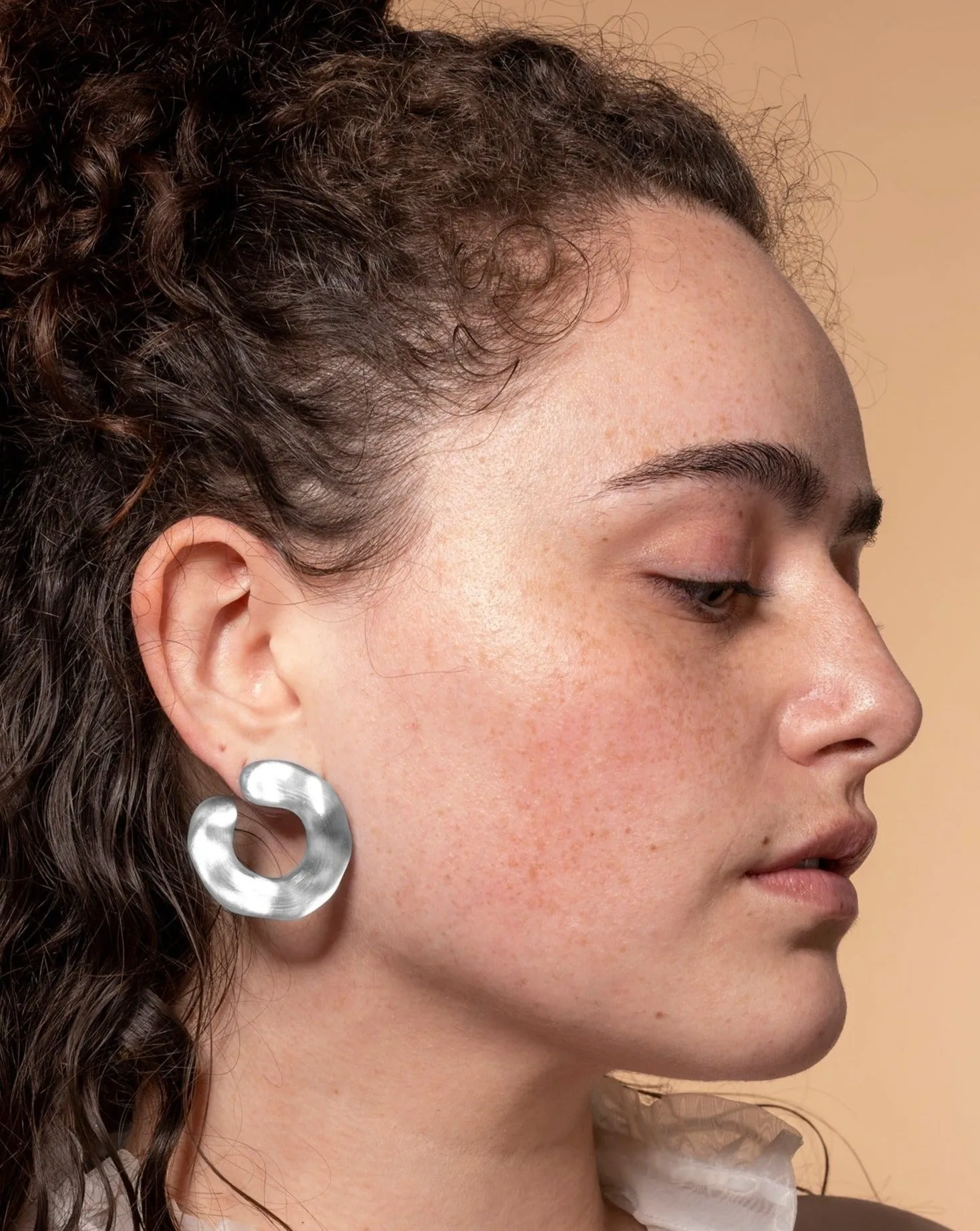 Lucite Large Front Facing Hoop Earring - Silver sold by Alexis Bittar product image thumbnail 2