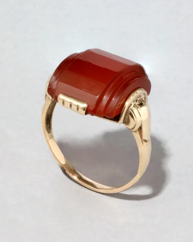 Vintage 1930s 10k Gold Deco Design Beveled Edge Carnelian Stone Ring made by Alexis Bittar