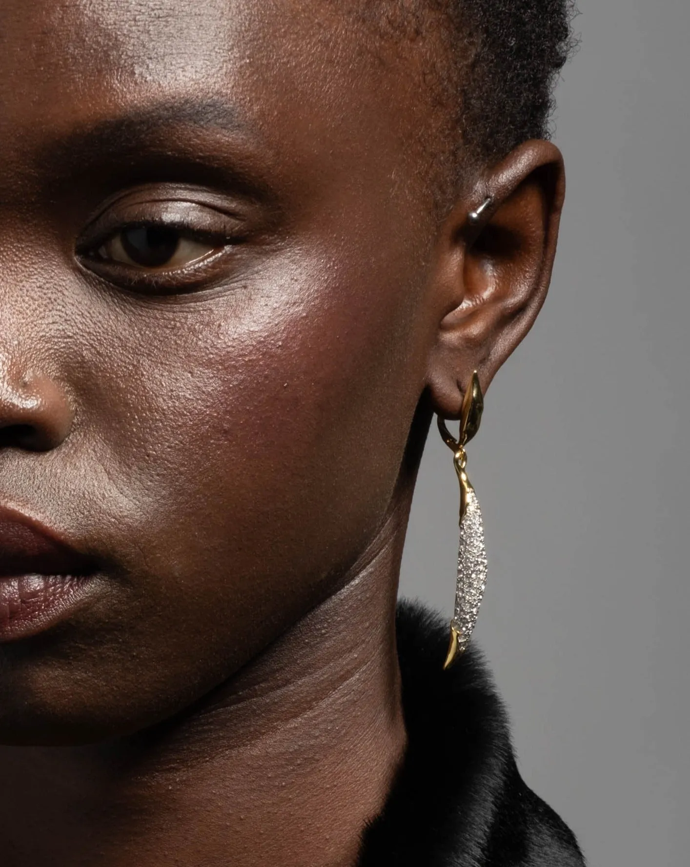 Solanales Crystal Sliver Leverback Earring sold by Alexis Bittar product image thumbnail 5