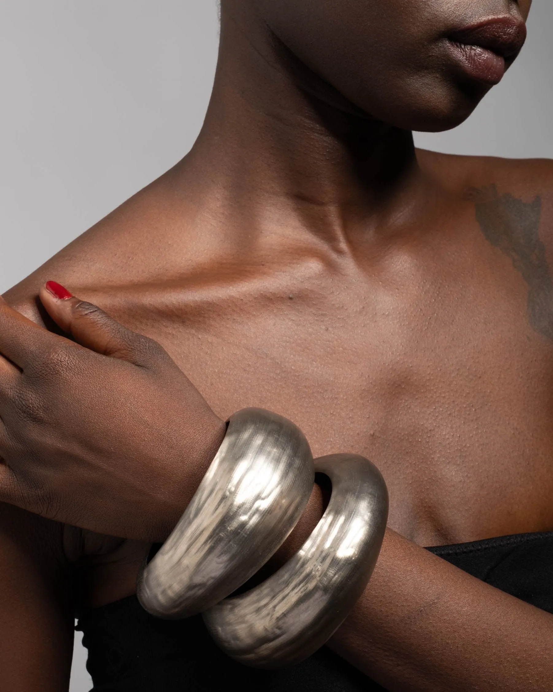 Puffy Lucite Tapered Bangle Bracelet- Chocolate sold by Alexis Bittar product image thumbnail 4