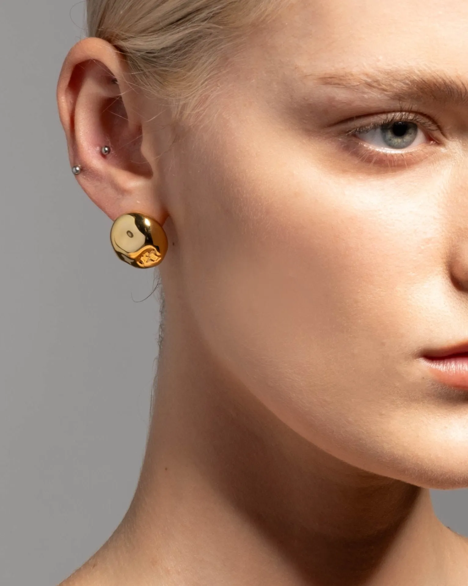 Brut Gold Button Post Earring sold by Alexis Bittar product image thumbnail 2