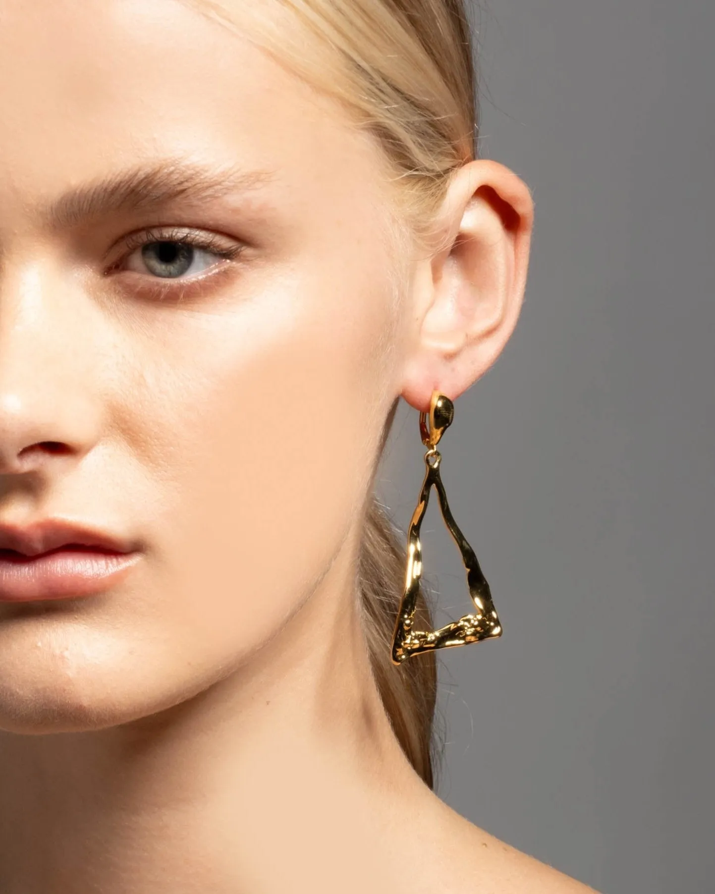 Brut Gold Cutout Triangle Drop Earring sold by Alexis Bittar product image thumbnail 2