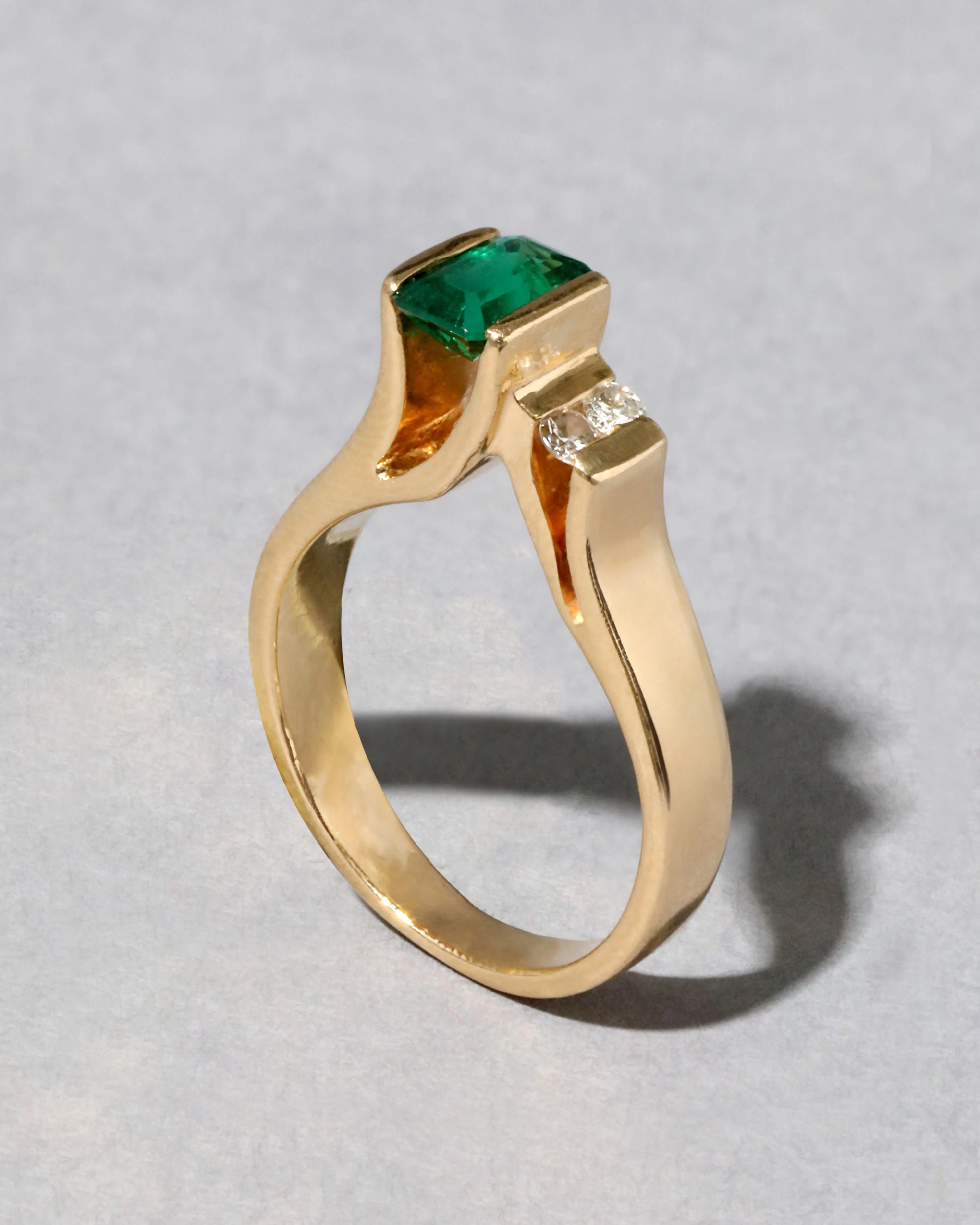 Vintage 1980s 14k Gold High Set Emerald & Diamond Sculptural Ring sold by Alexis Bittar product image thumbnail 3