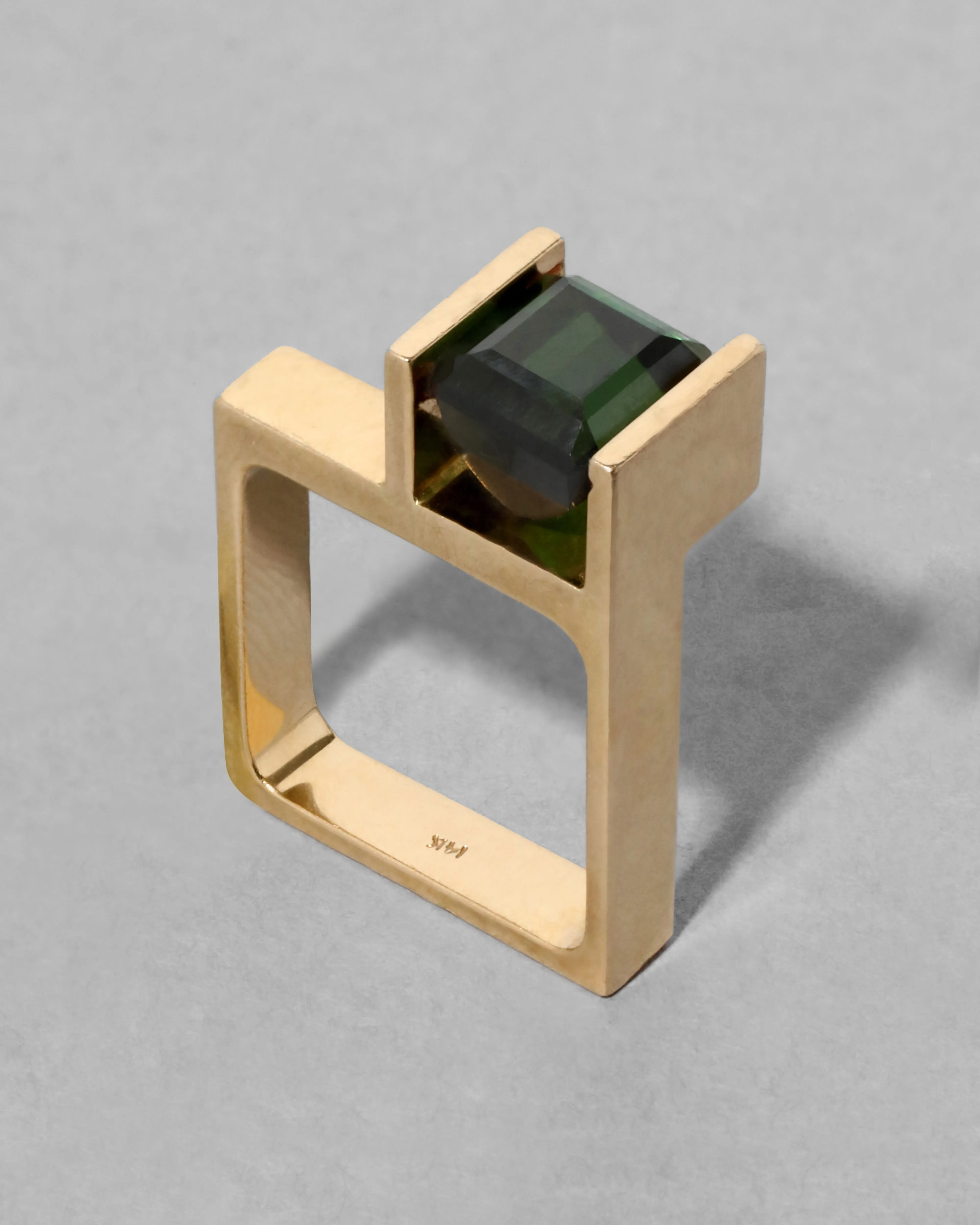 Vintage 1970s 14k Gold & Demantoid Garnet Modernist Sculputural Ring sold by Alexis Bittar product image thumbnail 3