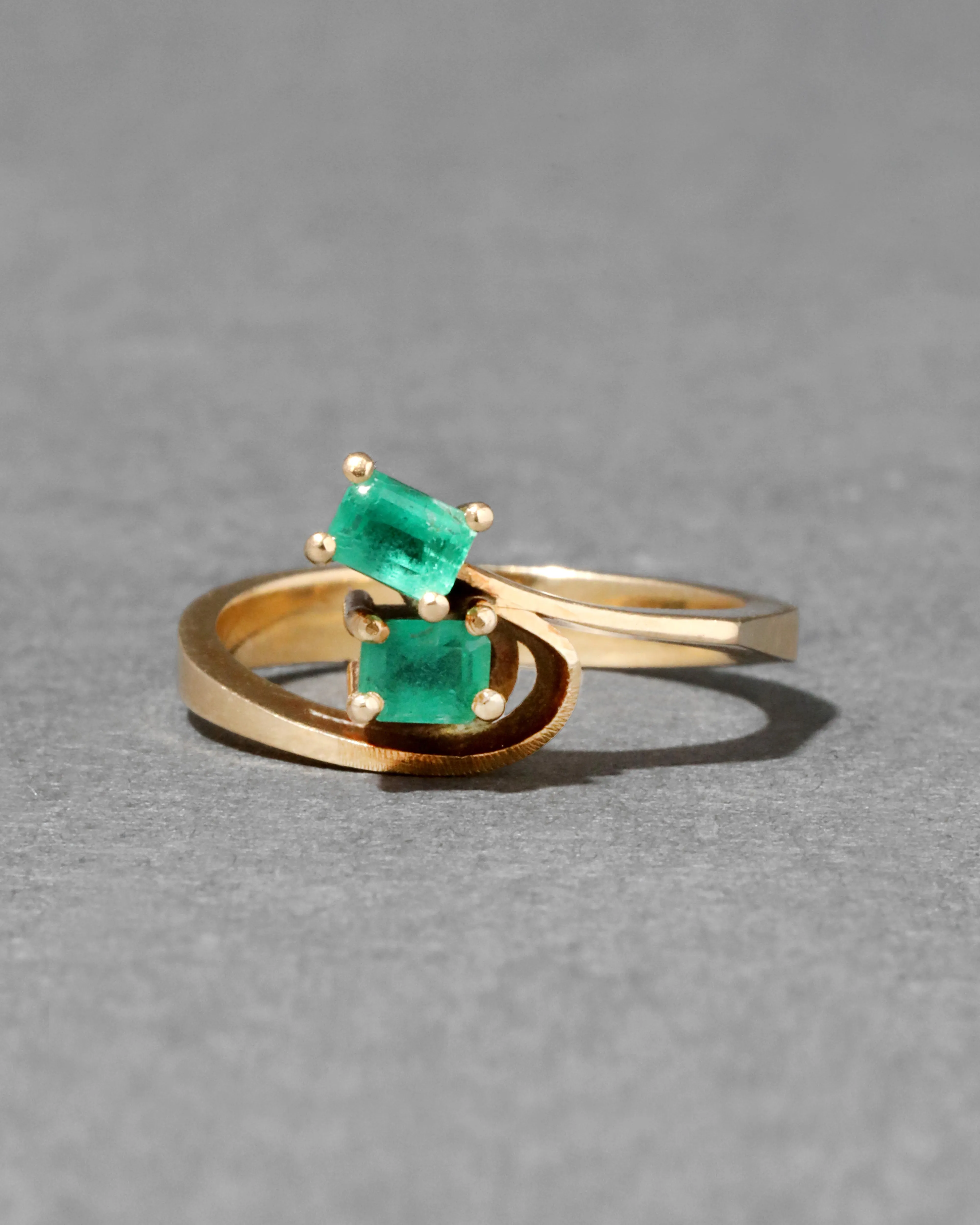 Vintage 1970s 14k Gold & Stacked Emerald Modernist Design Ring sold by Alexis Bittar product image thumbnail 2