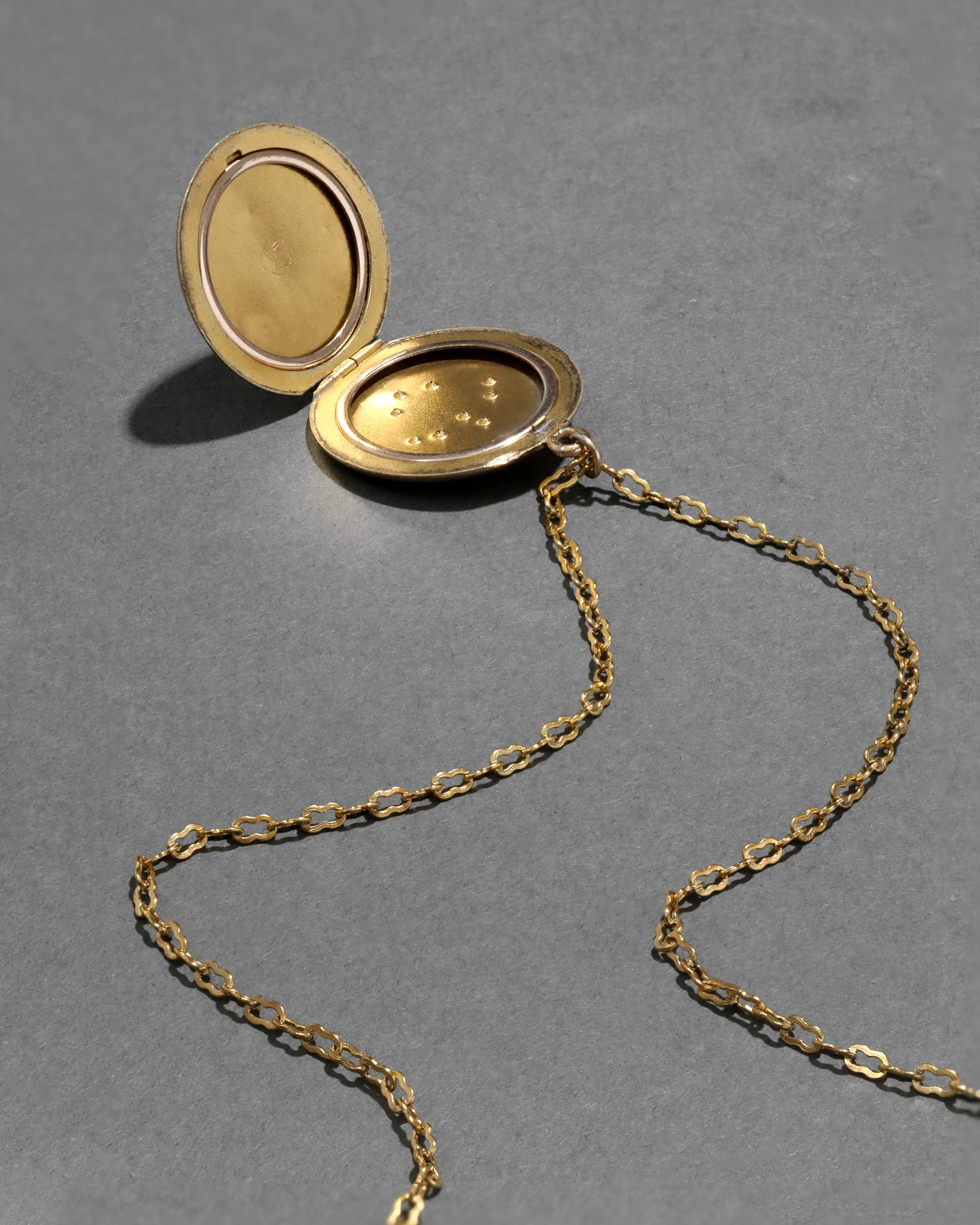 Antique 1920s 14k Gold Fill Fleur de Lis Locket Necklace on Vintage Chain sold by Alexis Bittar product image thumbnail 3