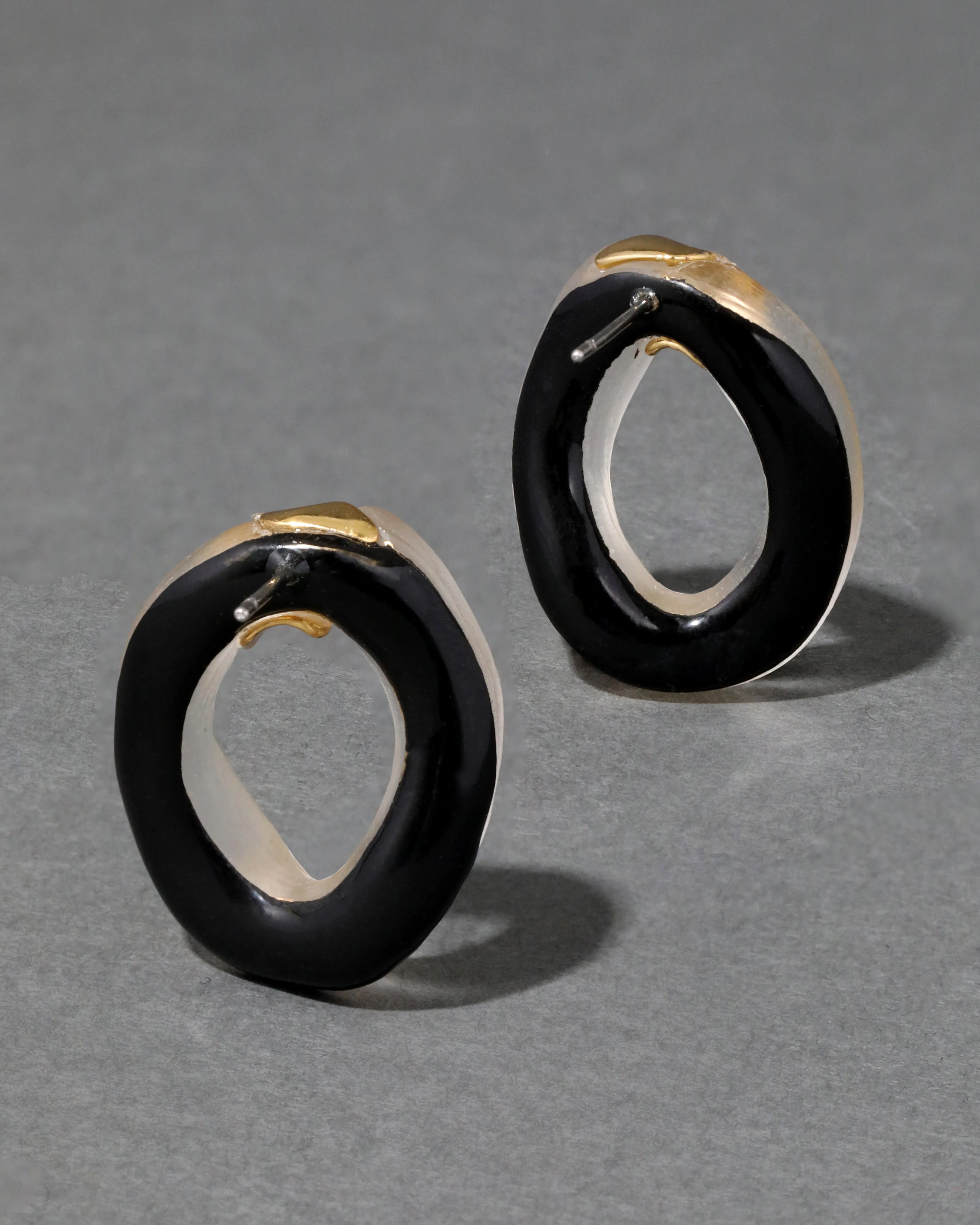 Lucite Molten Curb Link Post Earring- Gold sold by Alexis Bittar product image thumbnail 3