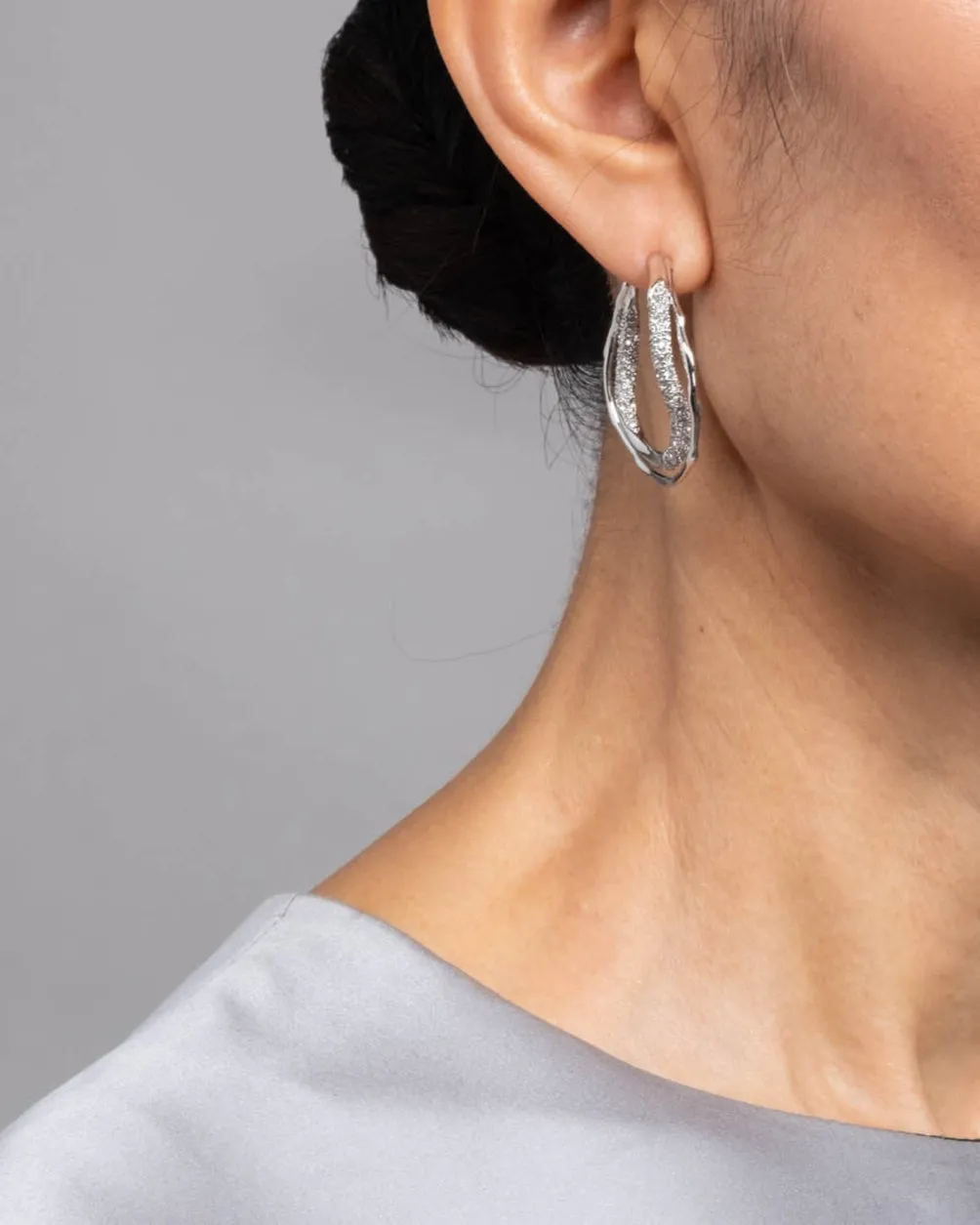 Solanales Silver Crystal Twist Hoop Earring sold by Alexis Bittar product image thumbnail 2