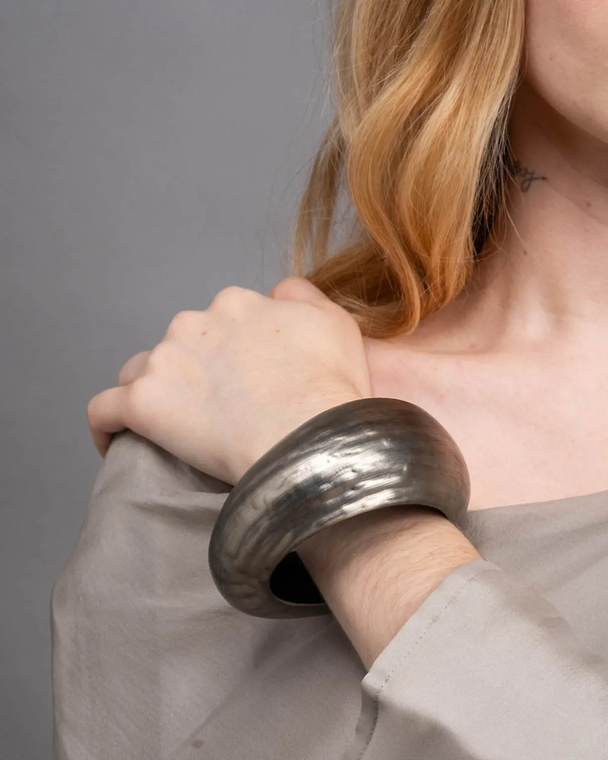 Puffy Lucite Tapered Bangle Bracelet- Charcoal sold by Alexis Bittar product image thumbnail 2