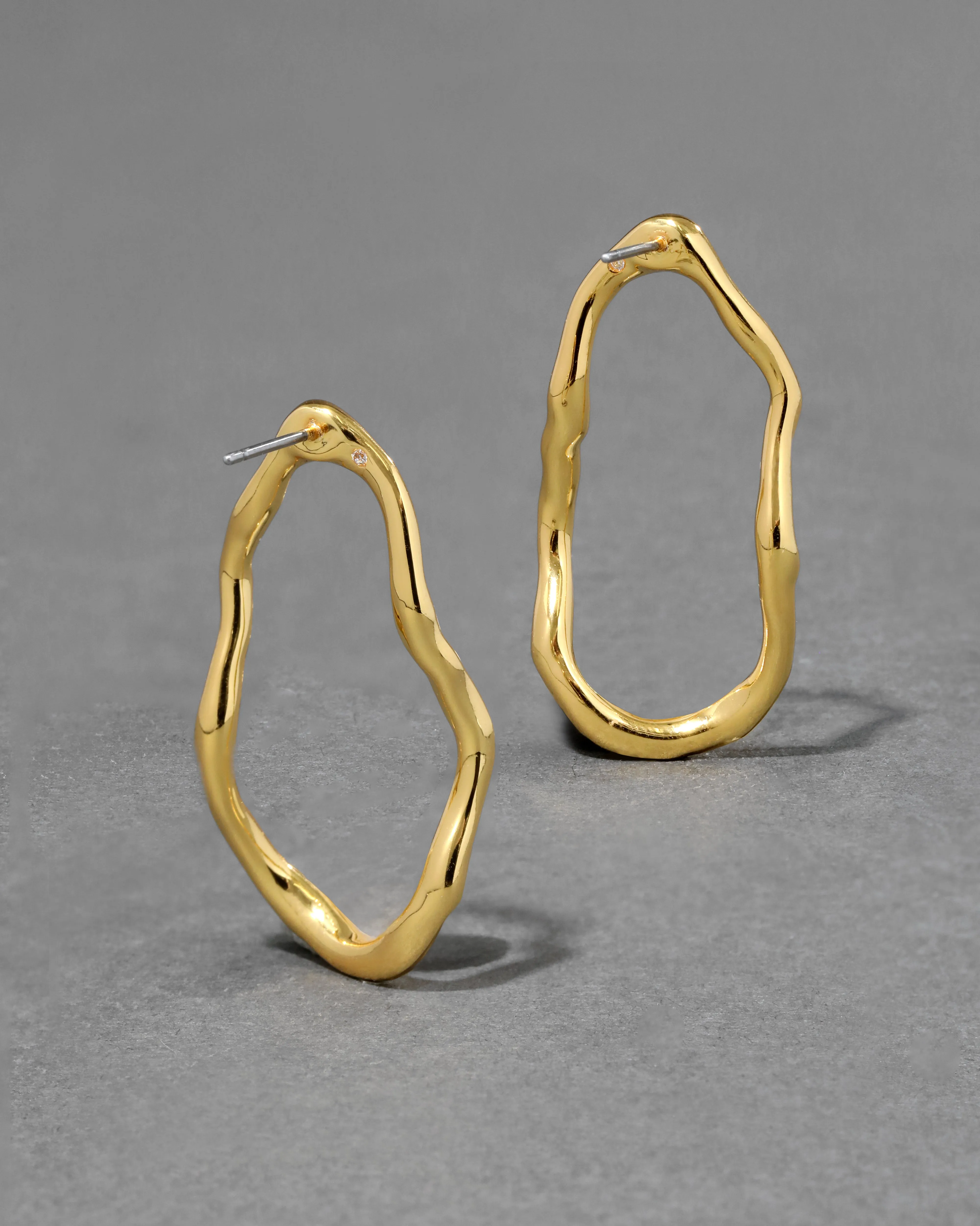 Brut Gold Open Link Post Earring sold by Alexis Bittar product image thumbnail 3