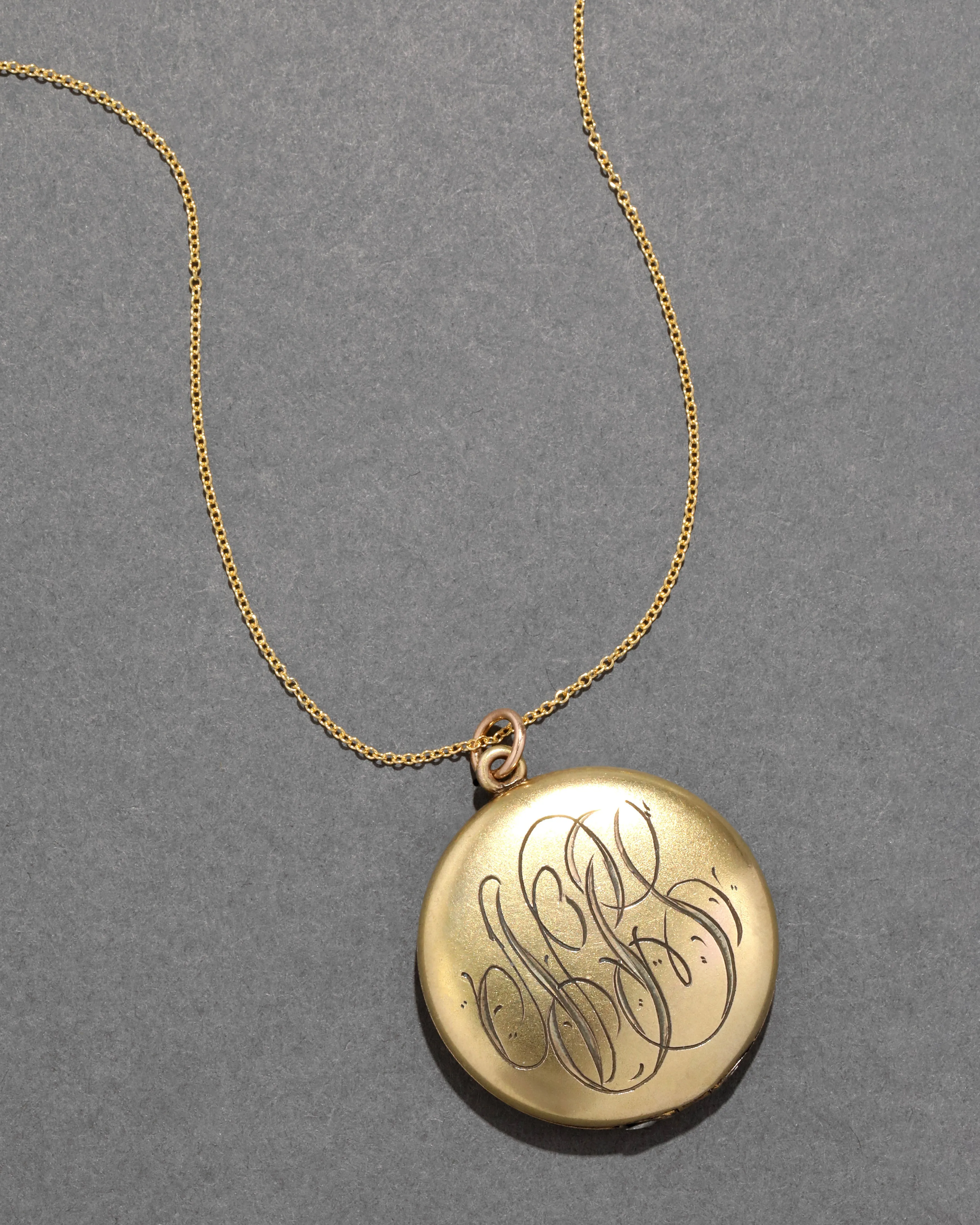 Antique 1910s 14k Gold Fill Classic Art Nouveau Locket Necklace sold by Alexis Bittar product image thumbnail 3