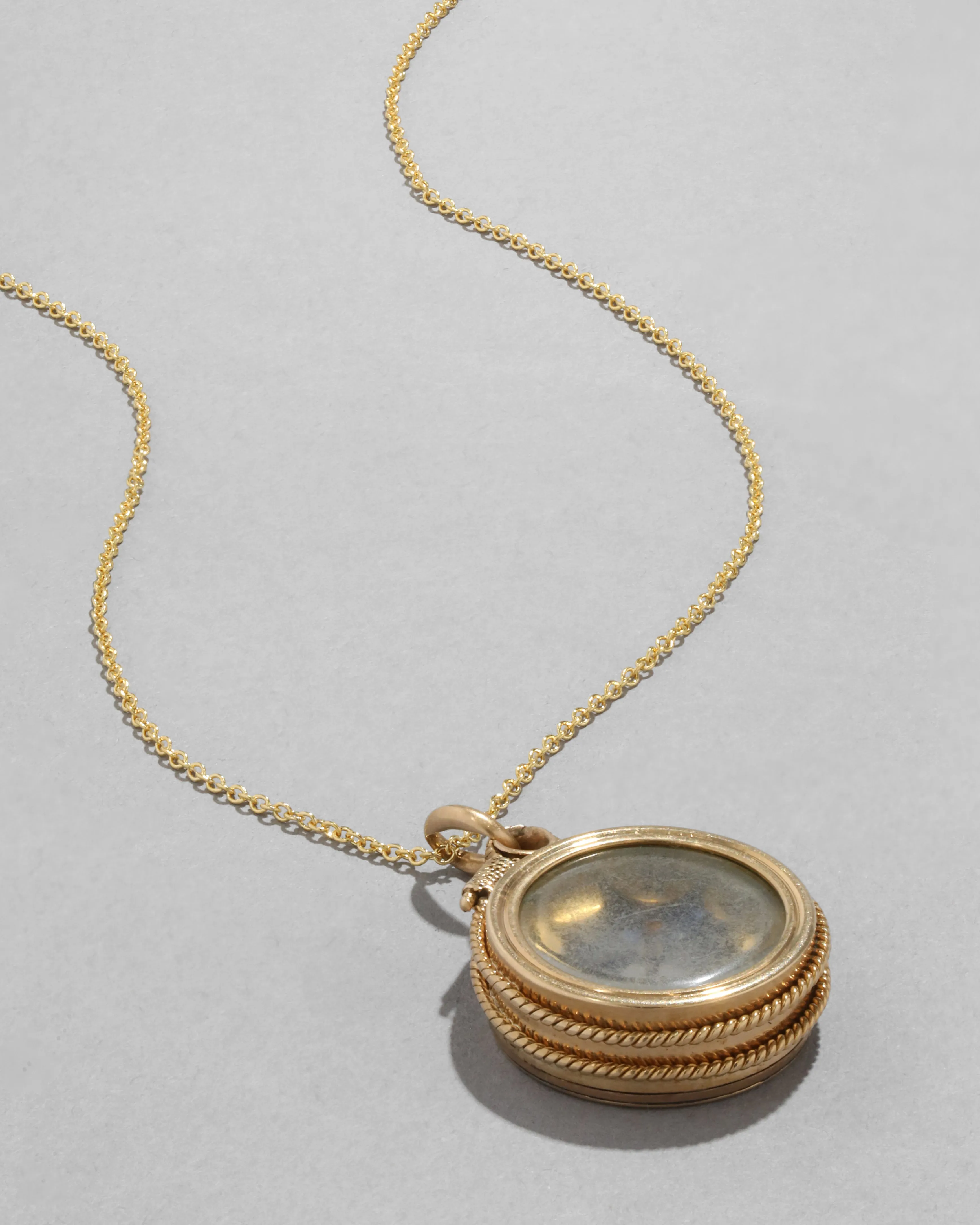 Antique Victorian 1800s 14k Gold Compass with Marine Rope Pendant Necklace sold by Alexis Bittar product image thumbnail 3