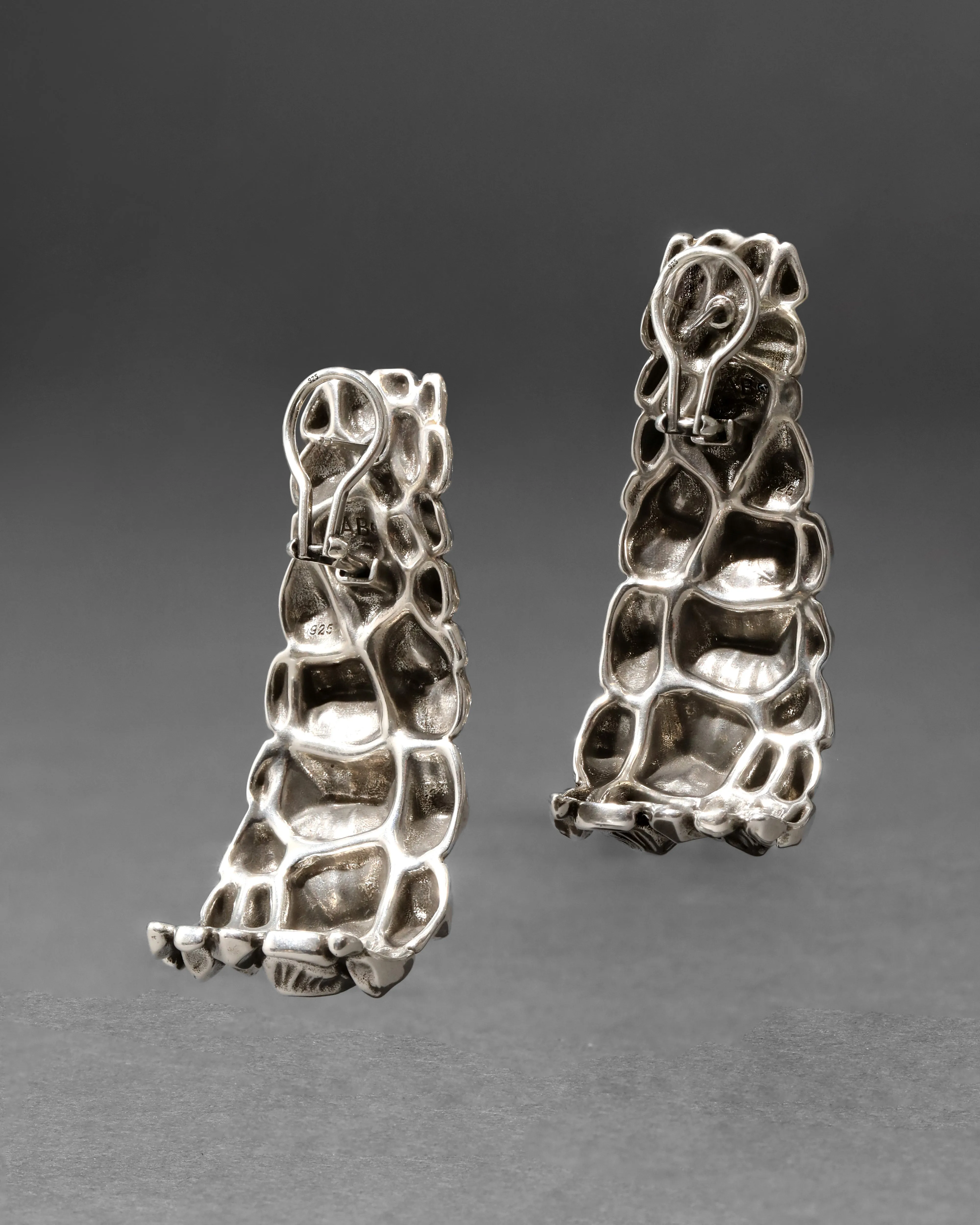 Brut Sterling Silver Croco Hoop Earring sold by Alexis Bittar product image thumbnail 5
