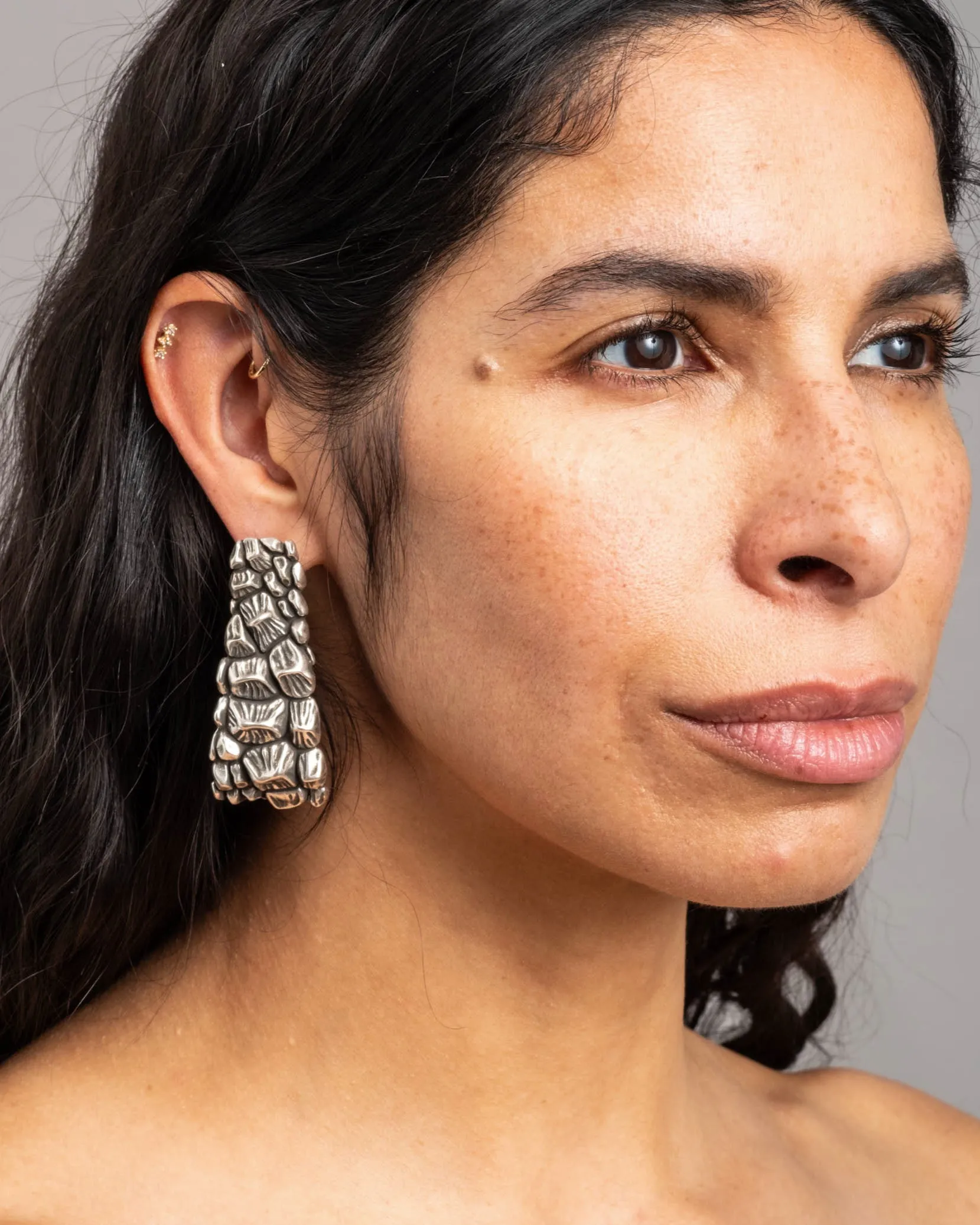 Brut Sterling Silver Croco Hoop Earring sold by Alexis Bittar product image thumbnail 3