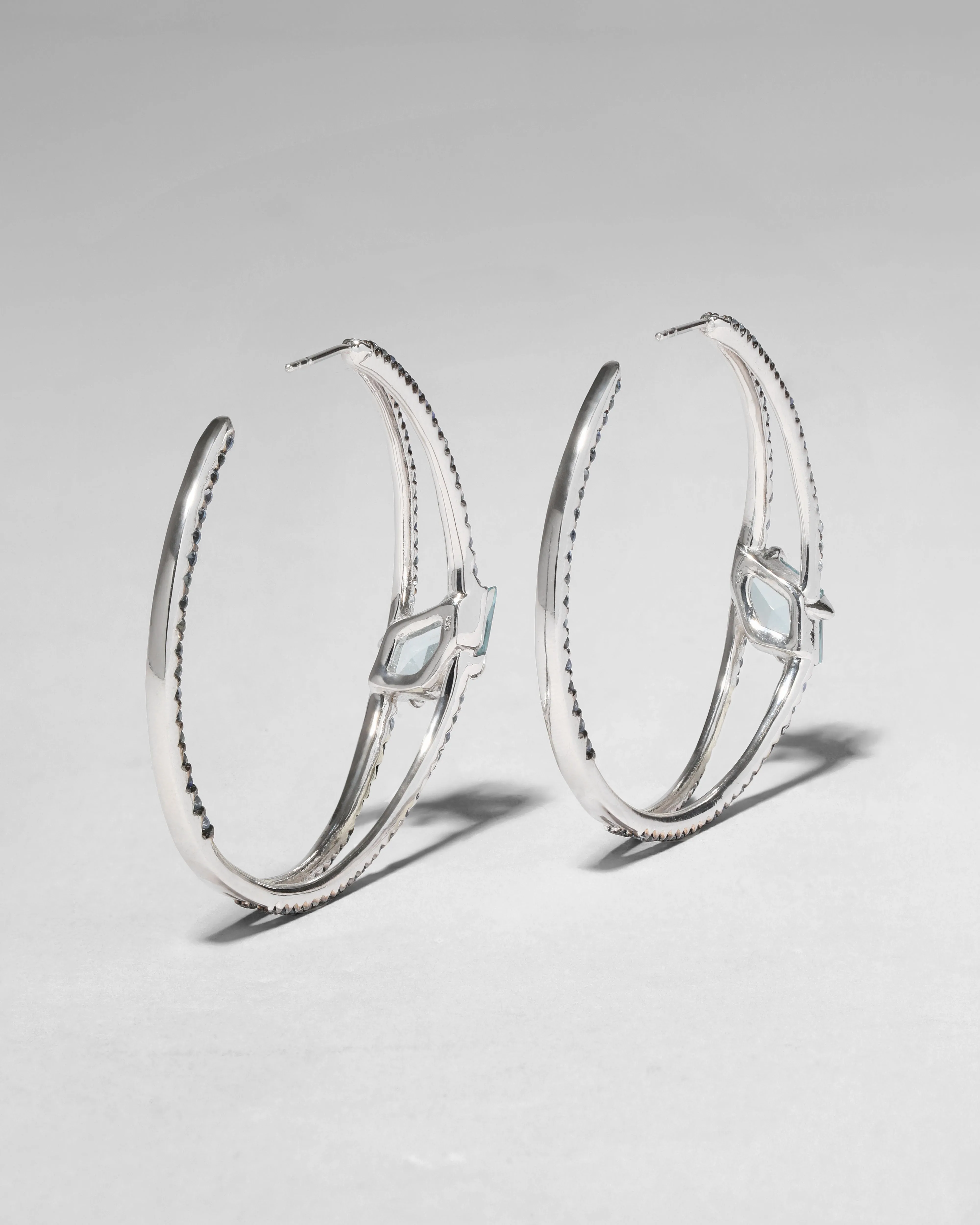 Archive Fine Sterling Silver with Blue Quartz Split Hoop Earring sold by Alexis Bittar product image thumbnail 3