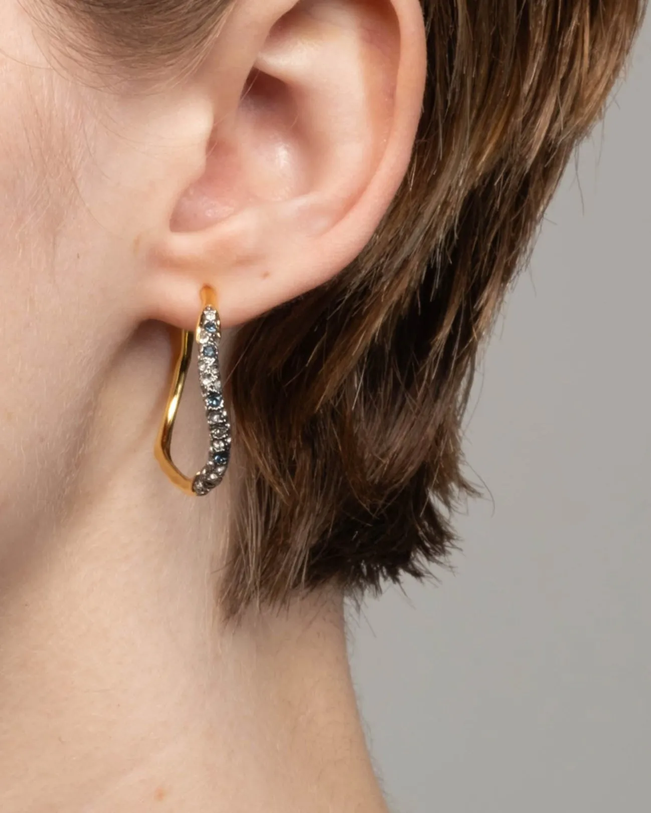 Two Tone Pave Hoop Earring- Midnight sold by Alexis Bittar product image thumbnail 2