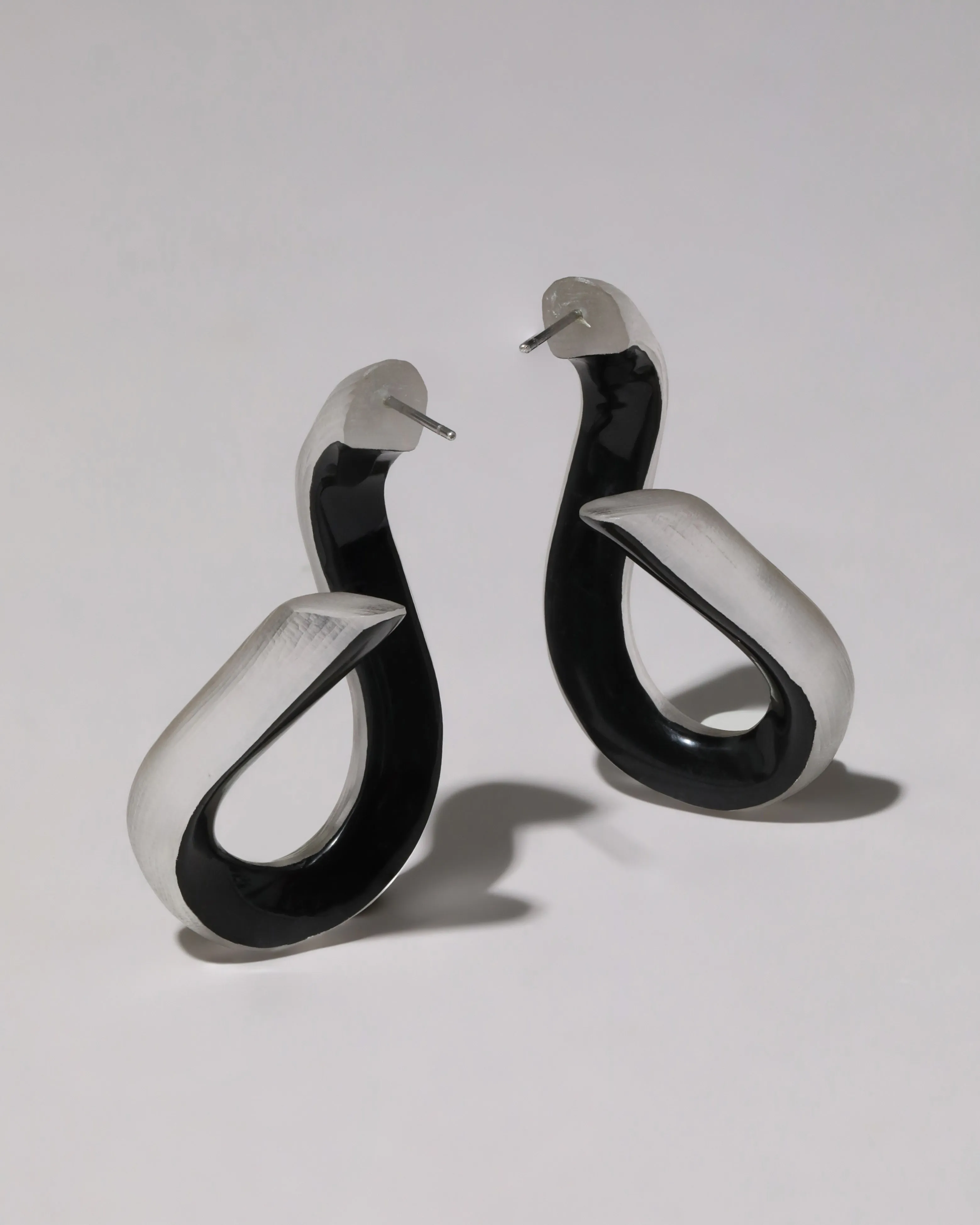 Lucite Twist Hoop Earring- Warm Grey sold by Alexis Bittar product image thumbnail 4