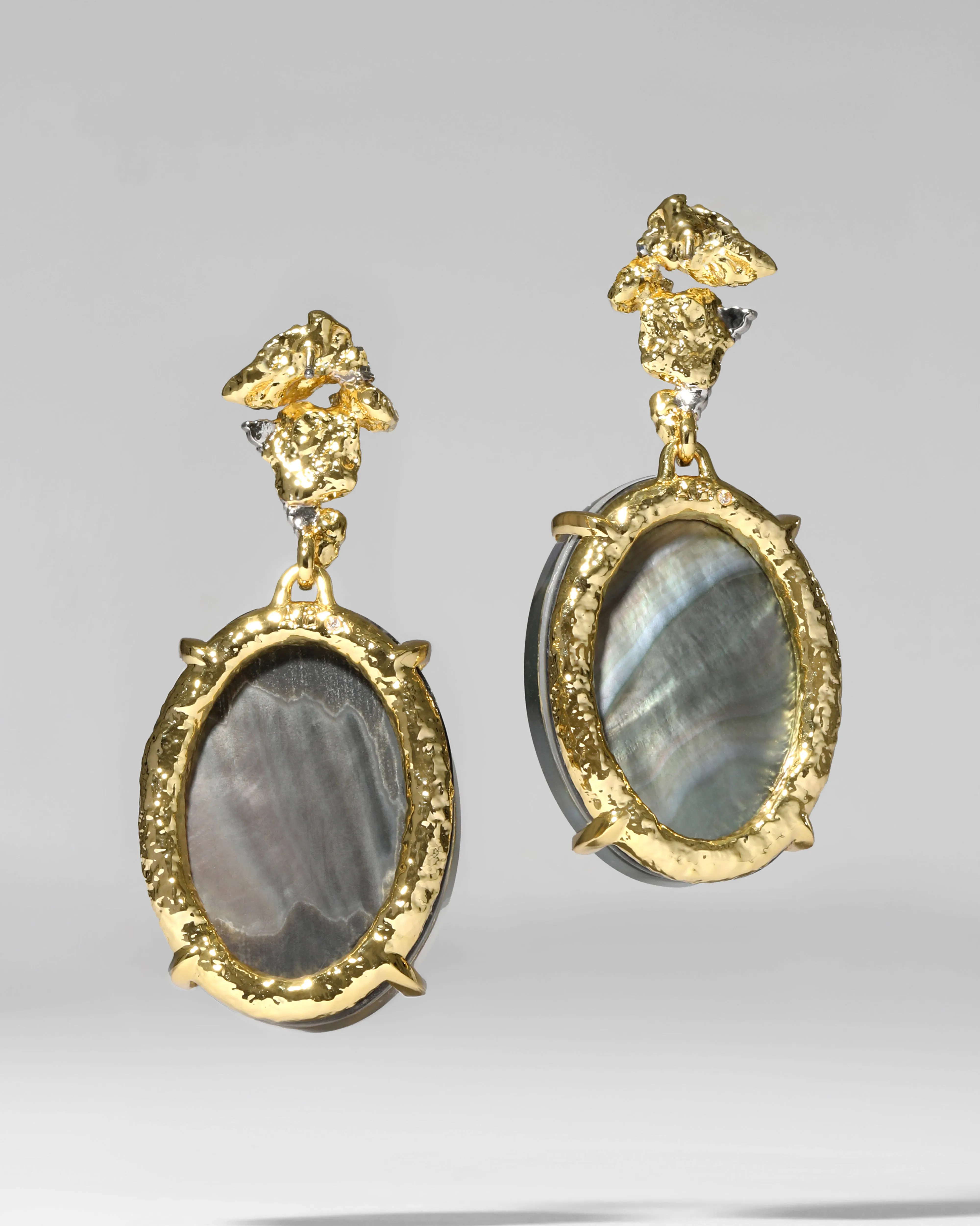 Valor Lion Cameo Drop Earring- Black Mother of Pearl Doublet sold by Alexis Bittar product image thumbnail 3