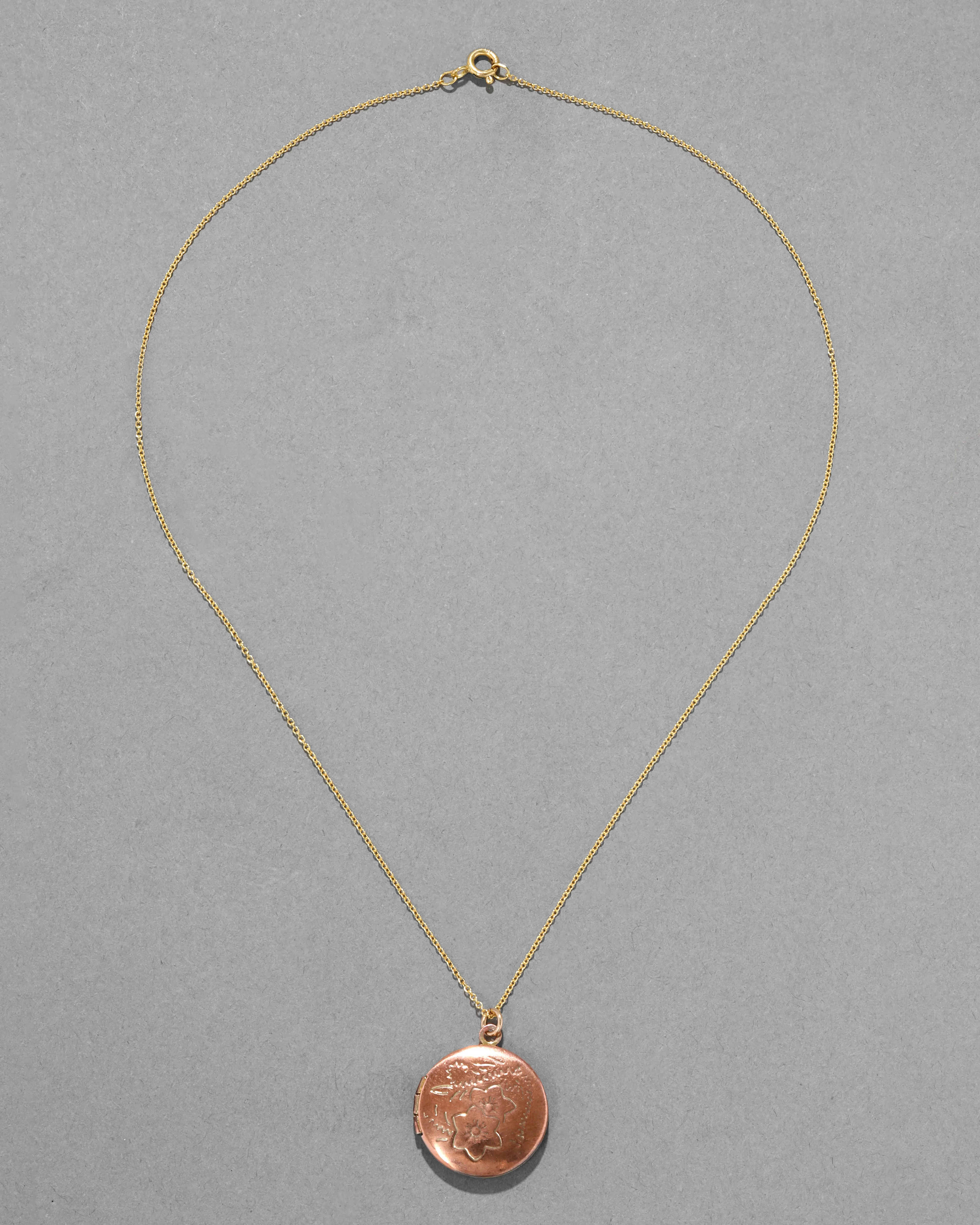 Vintage 1950s 10k Gold Filled Rose Colored Etched Circle Locket Necklace sold by Alexis Bittar product image thumbnail 2