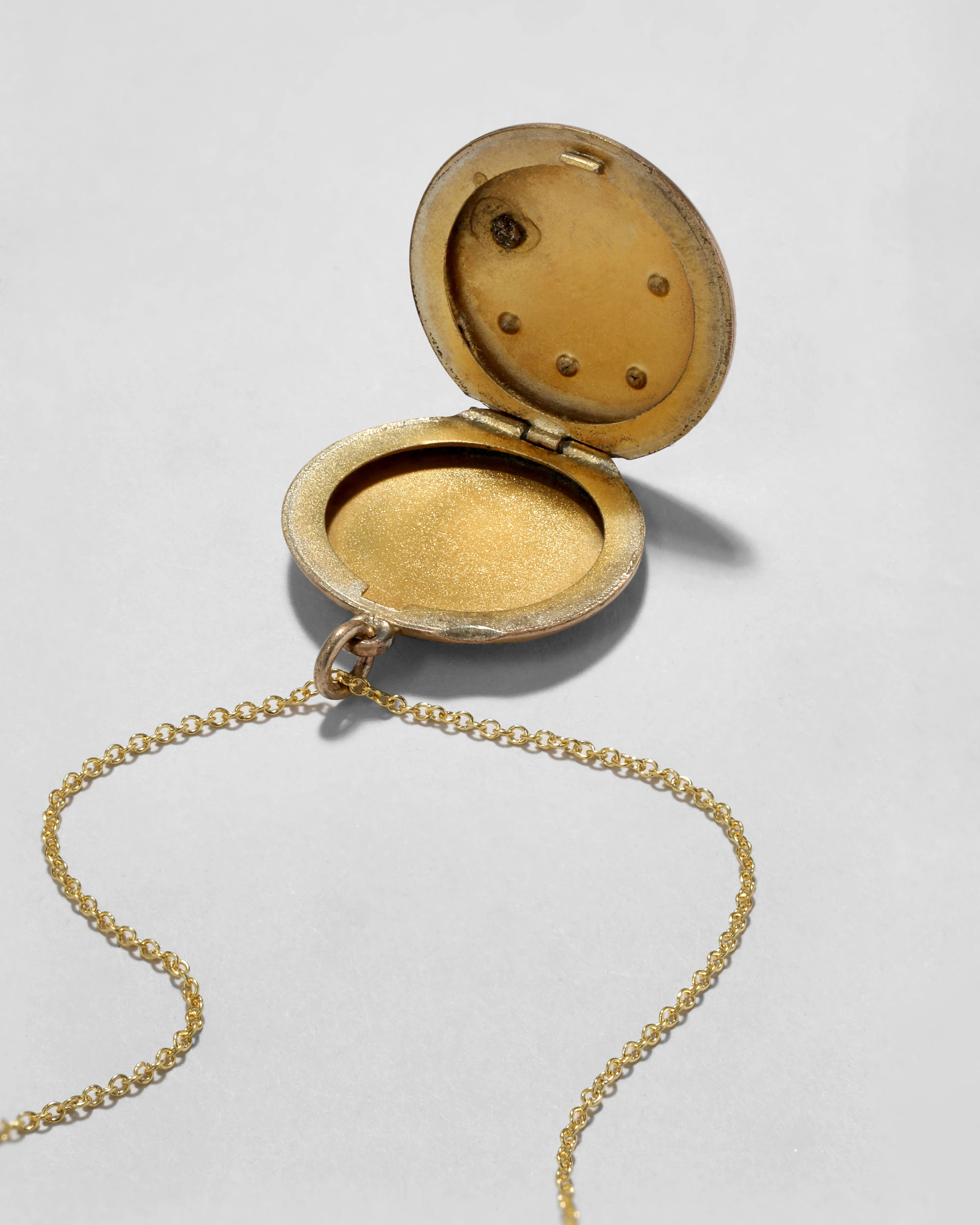 Antique 1910s 14k Gold Filled Crystal Set Flower Circle Locket Necklace sold by Alexis Bittar product image thumbnail 3