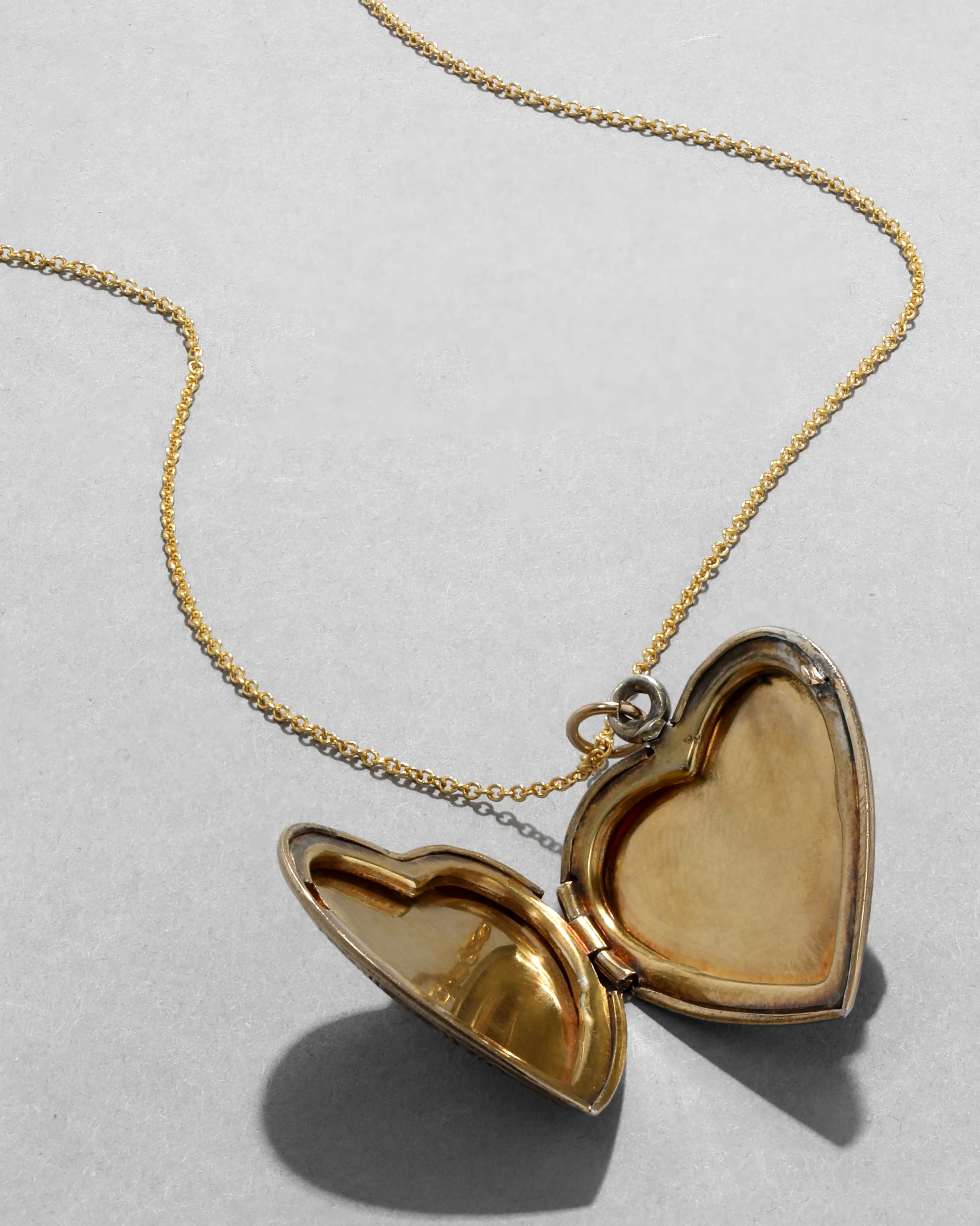 Antique 1920s 14k Gold FiIled Engraved Sunburst Heart Locket Necklace sold by Alexis Bittar product image thumbnail 3