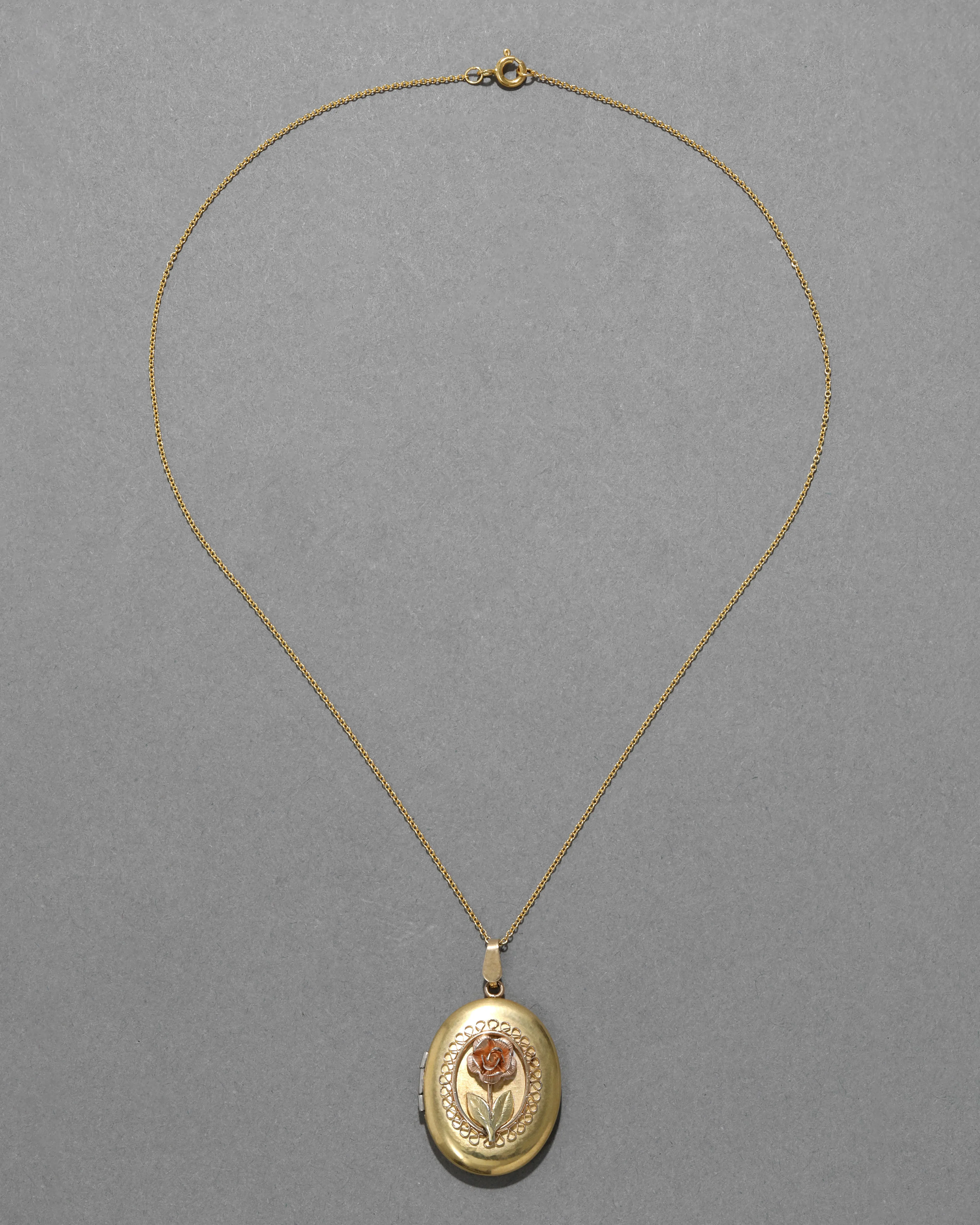 Vintage 1950s 14k Gold Filled 3D Rose Oval Locket Necklace sold by Alexis Bittar product image thumbnail 2