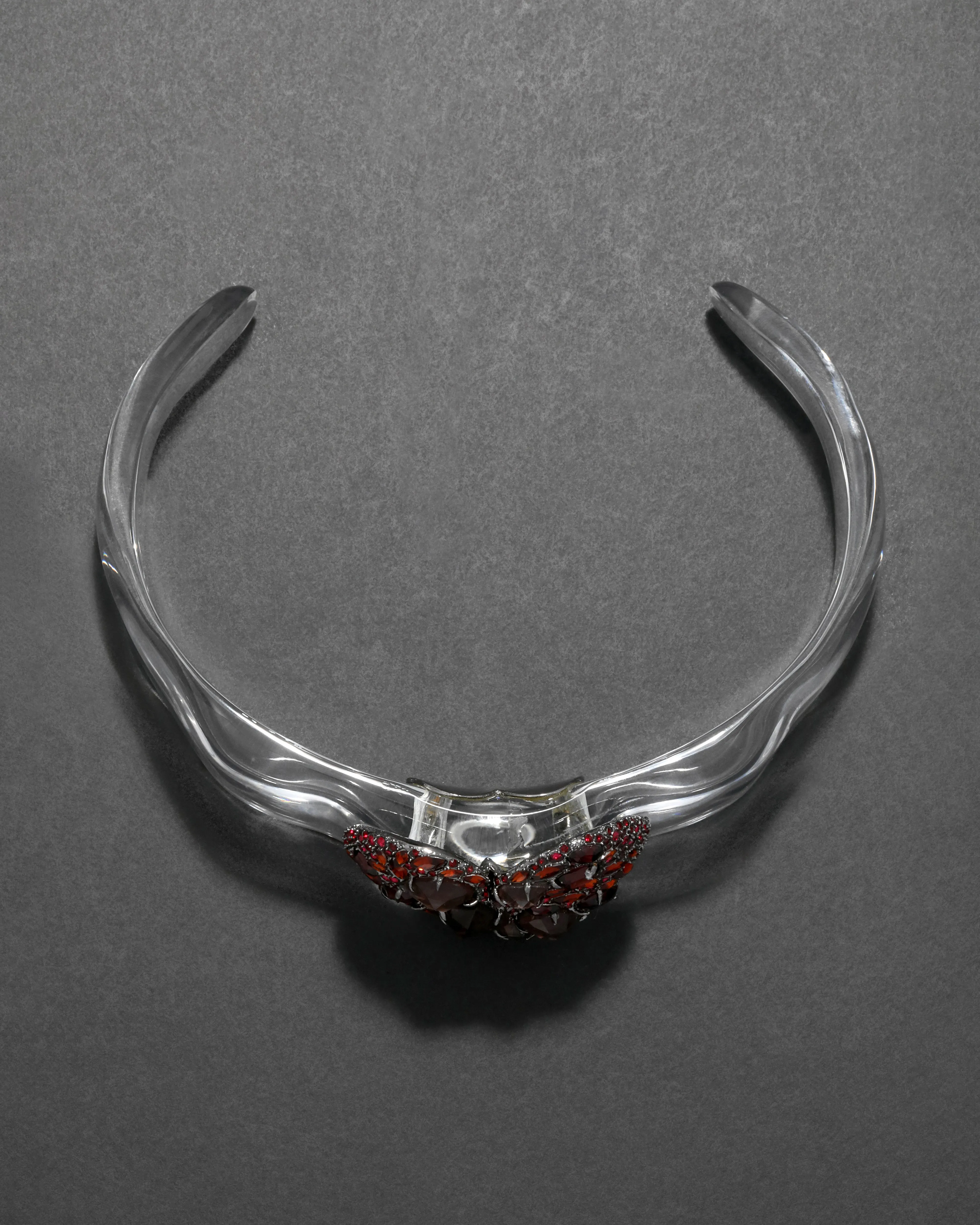 Archive Crystal Pavé Heart Liquid Clear Lucite Collar Necklace sold by Alexis Bittar product image thumbnail 3