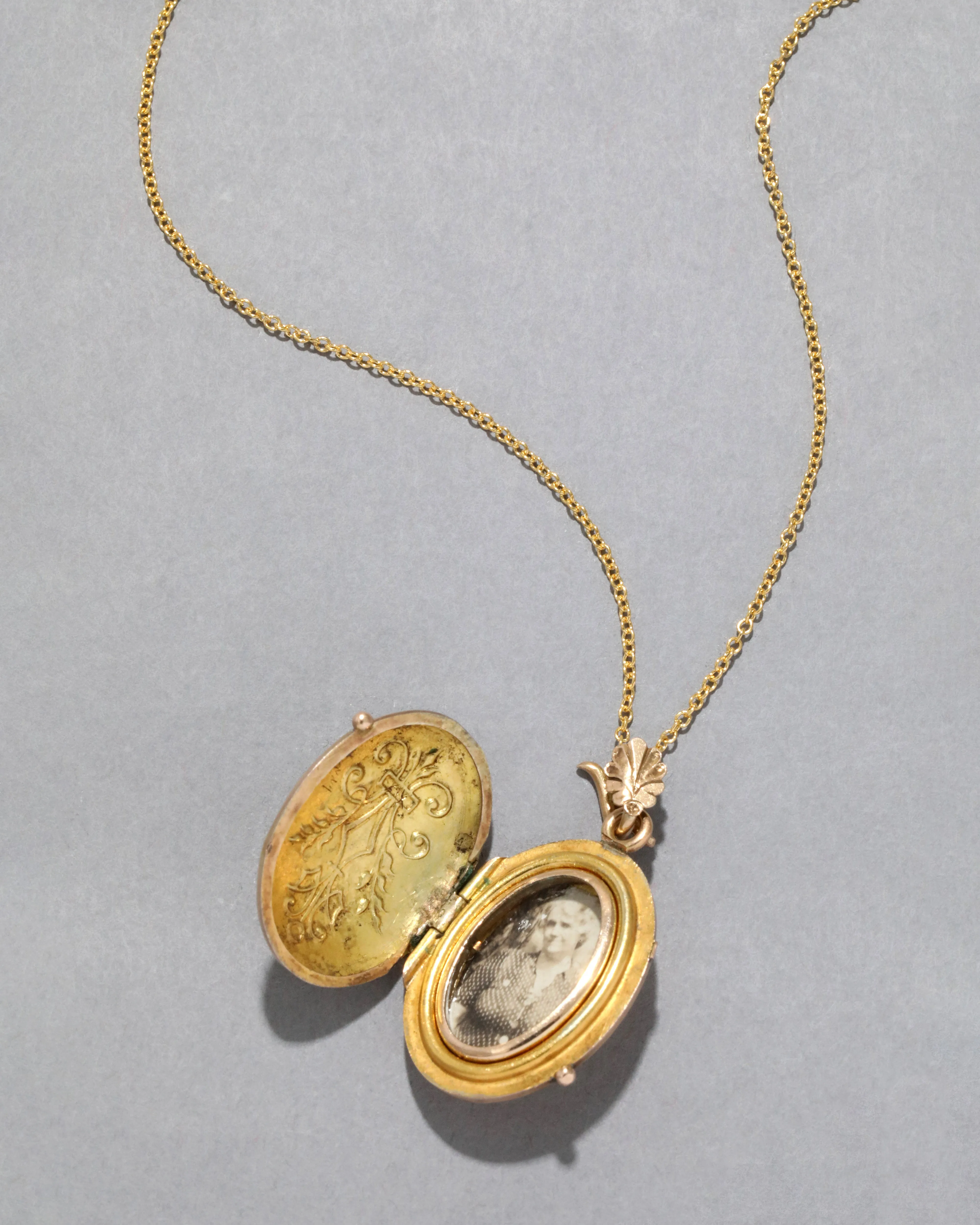 Antique 1800s Victorian 14k Gold Filled Enamel Locket Necklace 2 sold by Alexis Bittar product image thumbnail 3