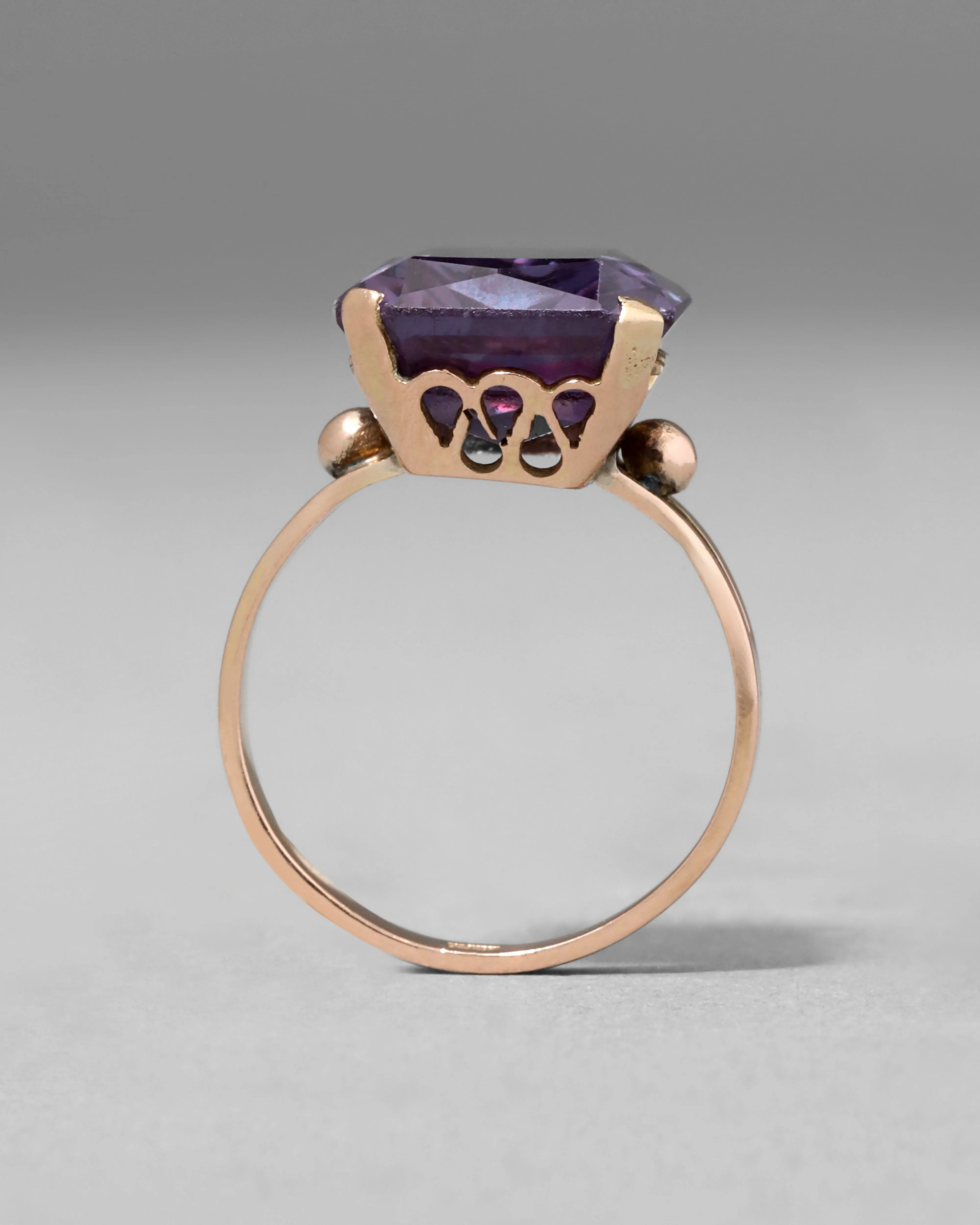 Vintage 1940s 14k Gold with Prong Set Faceted Amethyst Cocktail Ring sold by Alexis Bittar product image thumbnail 3