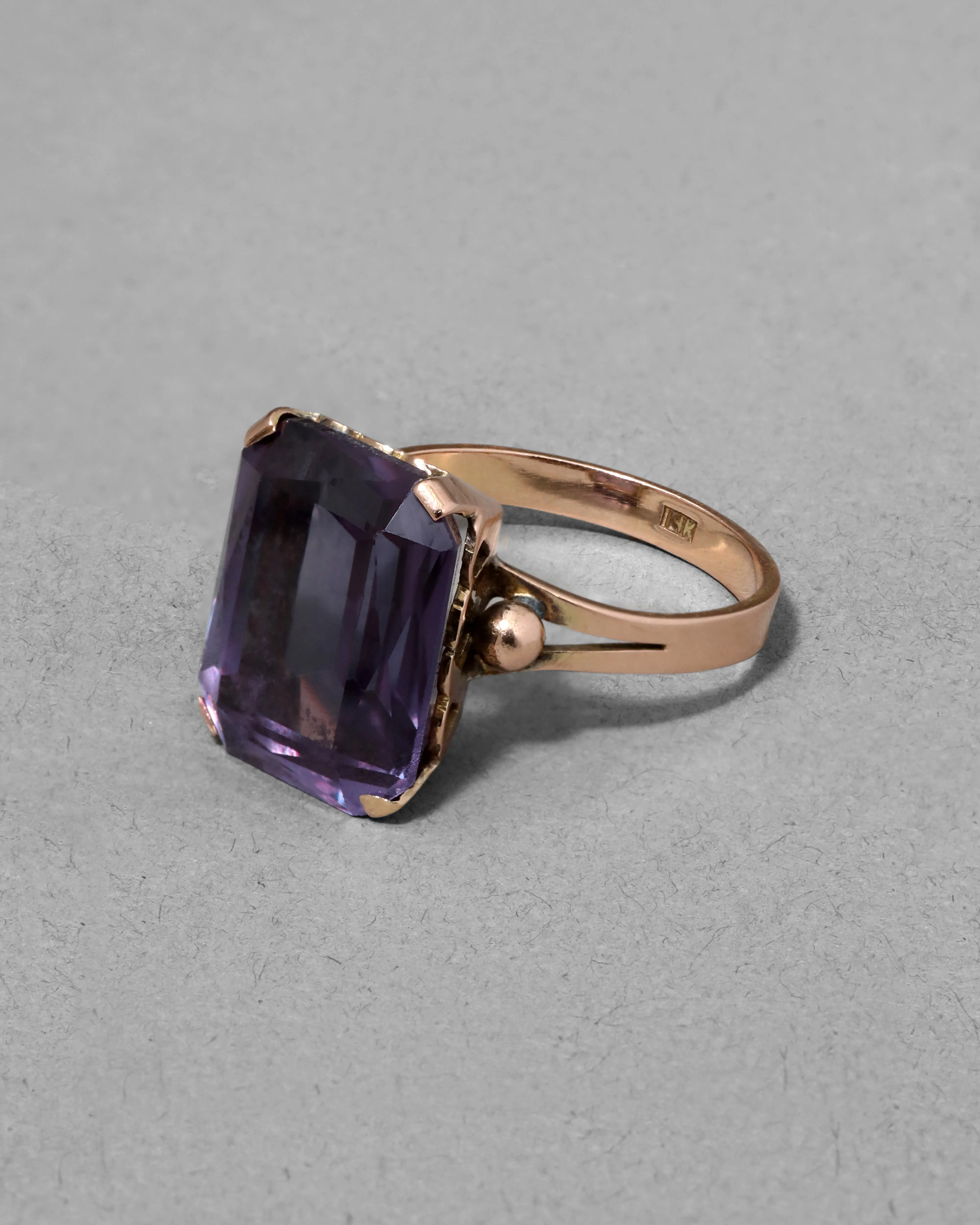 Vintage 1940s 14k Gold with Prong Set Faceted Amethyst Cocktail Ring sold by Alexis Bittar product image thumbnail 4