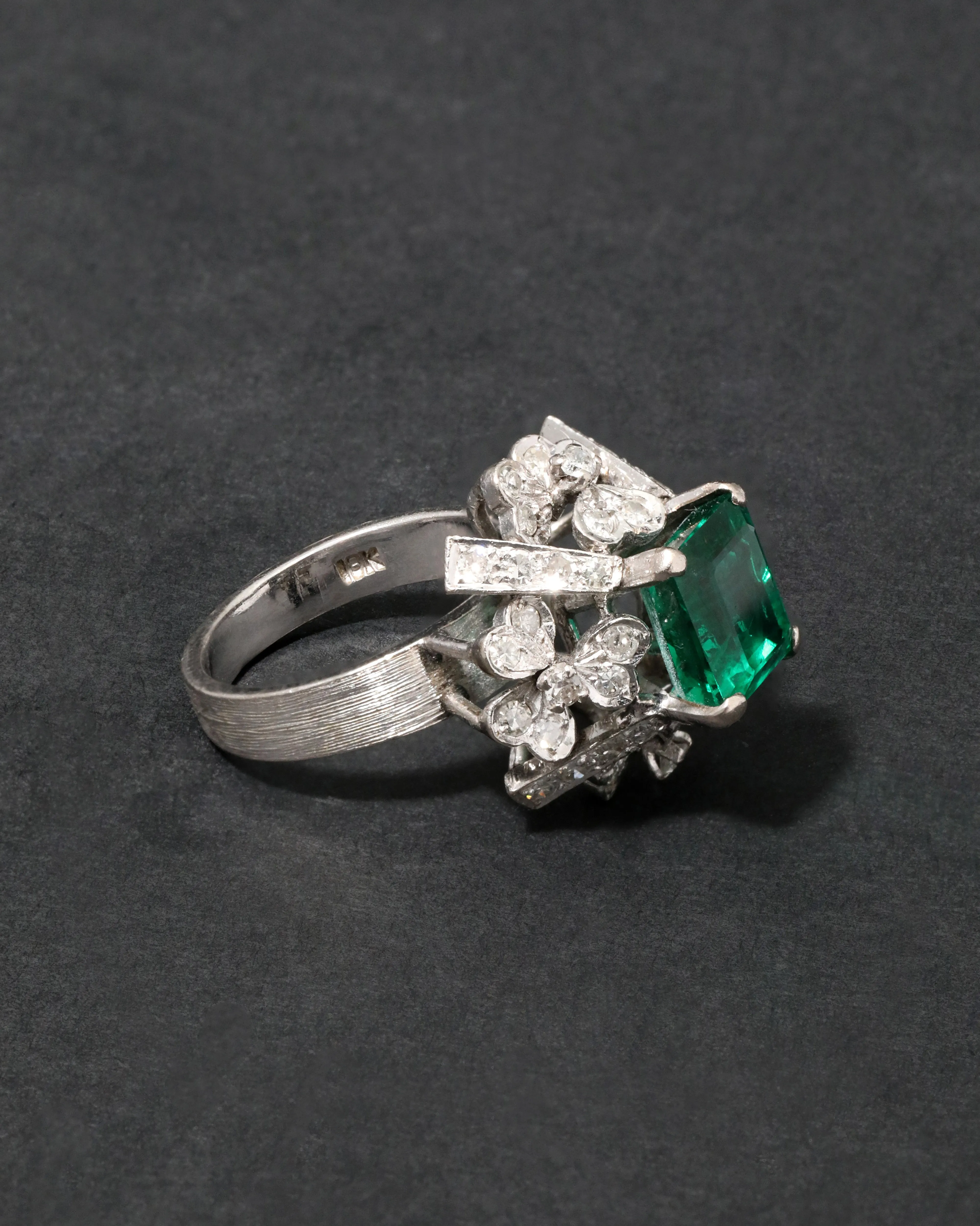 Vintage 1970s 18k White Gold Diamond & Emerald Ring sold by Alexis Bittar product image thumbnail 2