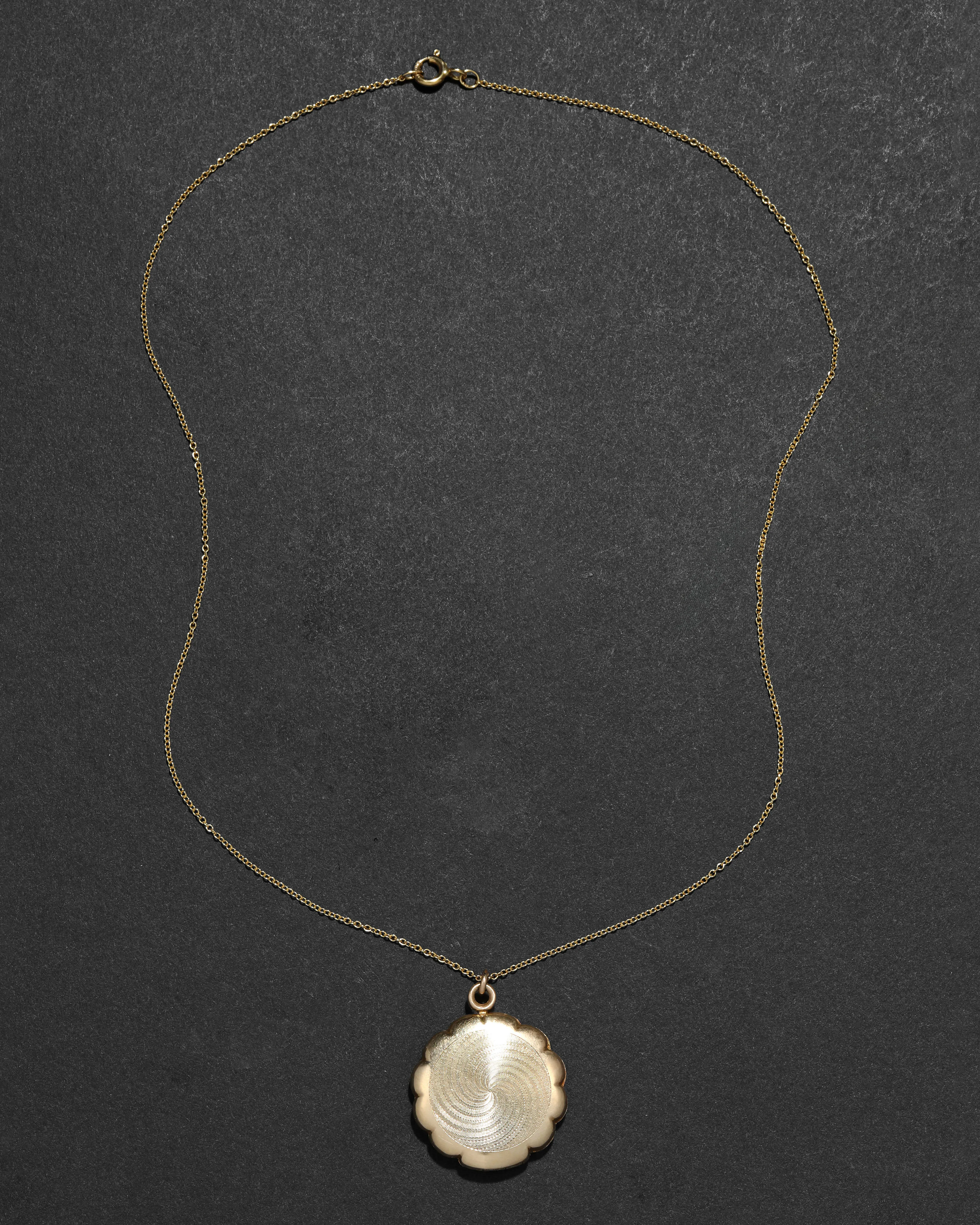 Antique 1920s 12k Gold Filled Etched Floral and Scalloped Edge Locket Necklace sold by Alexis Bittar product image thumbnail 2