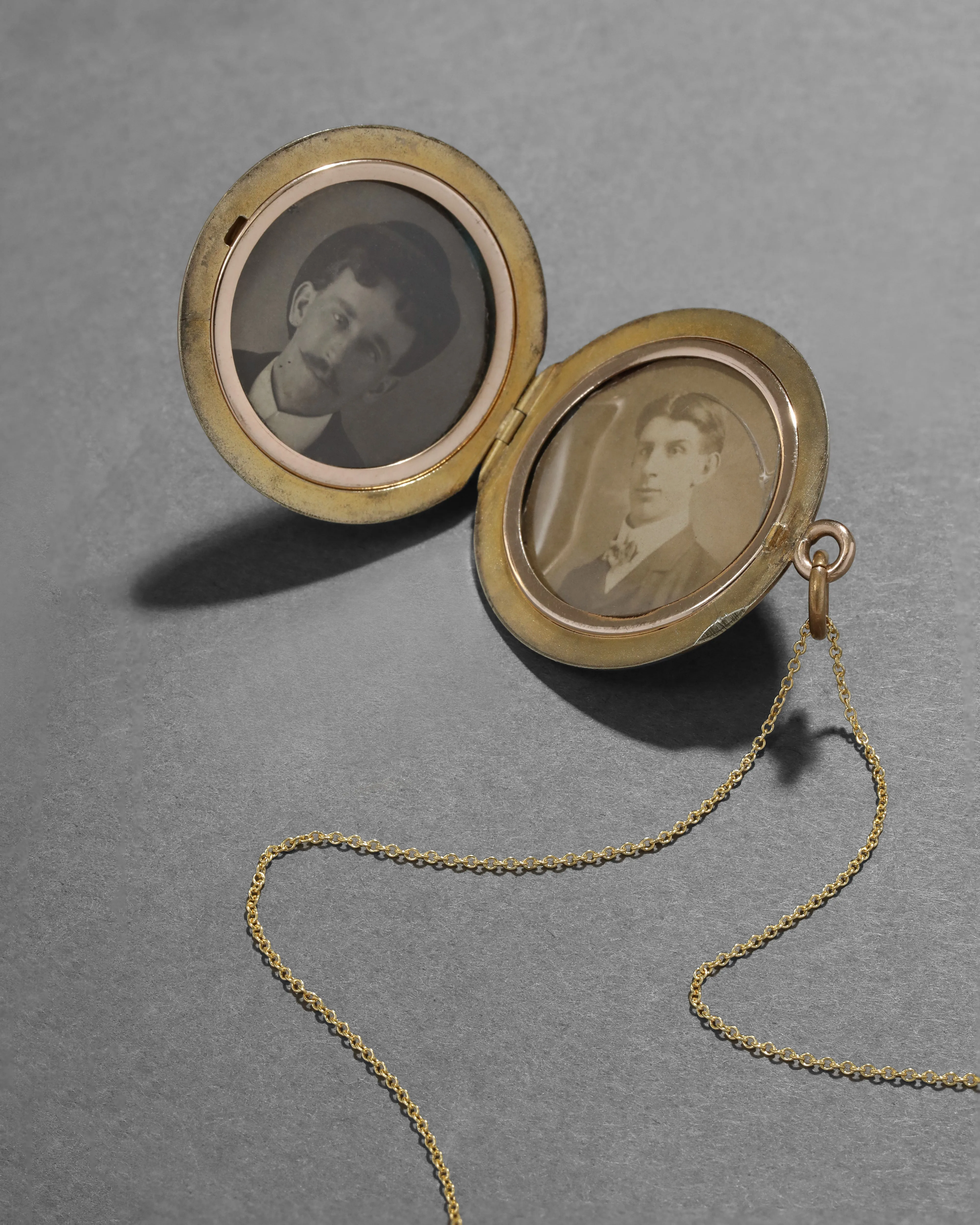 Antique Victorian 1800s 14k Gold Fill Fleur de Lis Locket Necklace sold by Alexis Bittar product image thumbnail 3