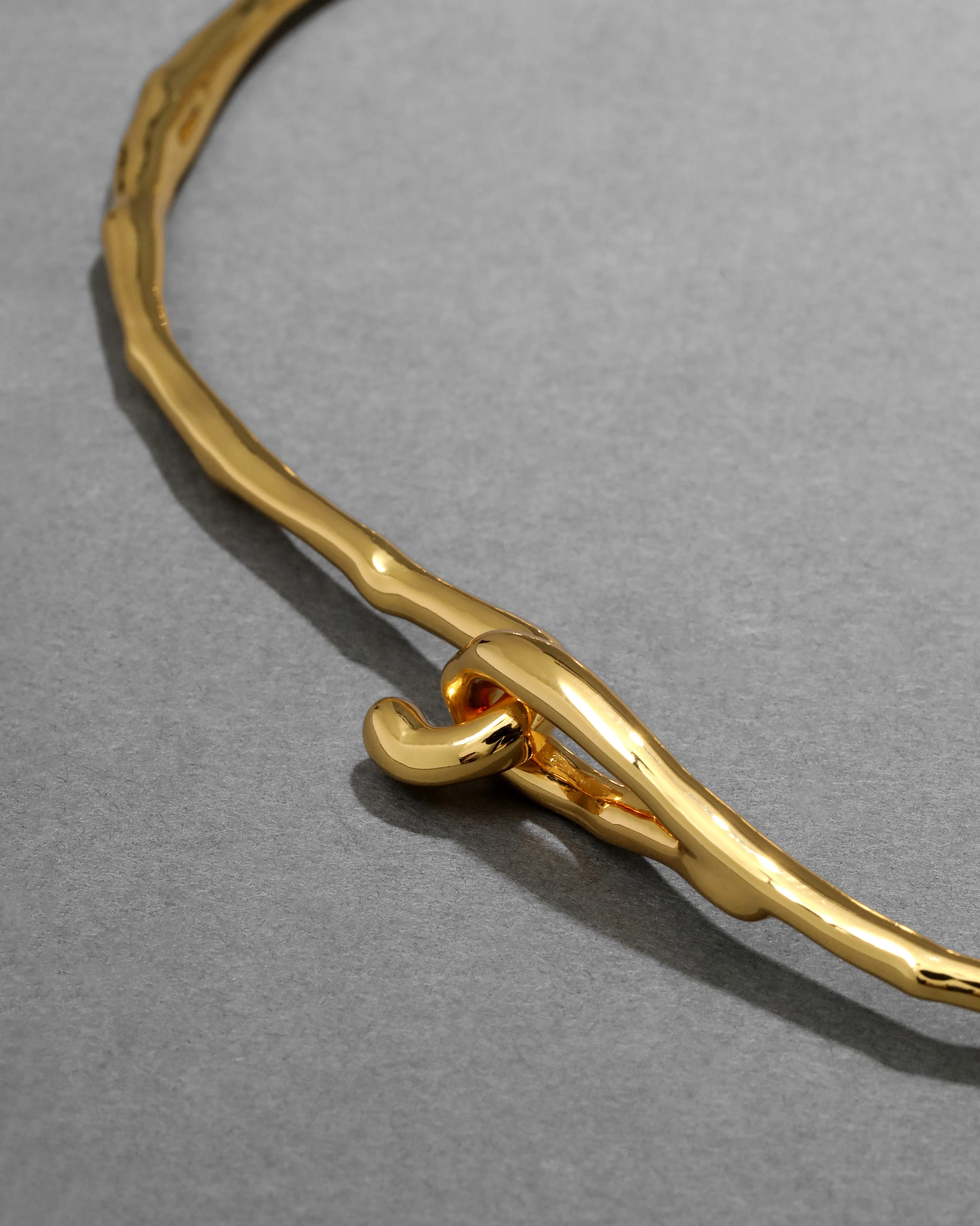 Solanales Crystal Teardrop Collar Necklace sold by Alexis Bittar product image thumbnail 4