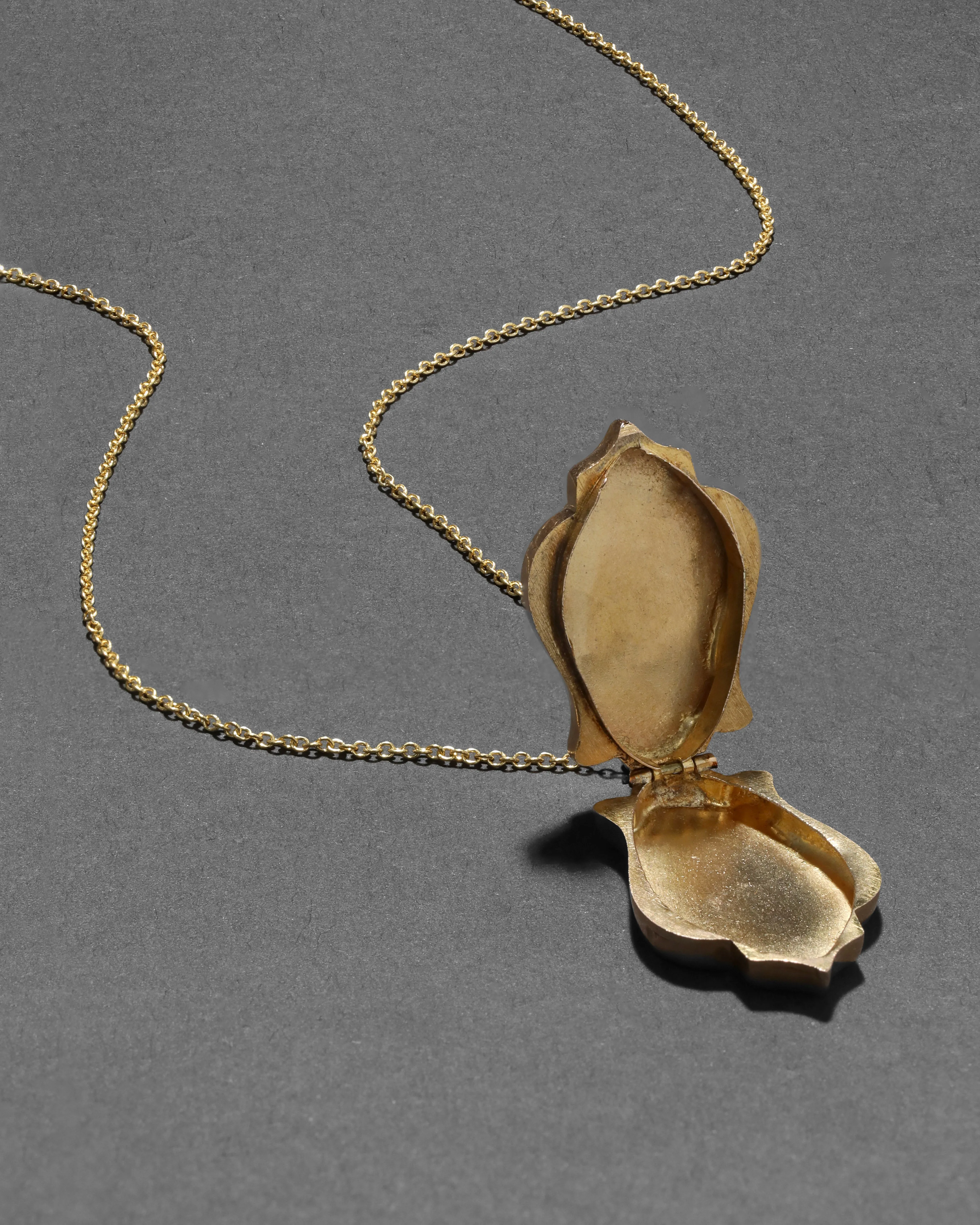 Antique 1910s 14k Gold Hand Etched Unique Shape Locket Pendant Necklace sold by Alexis Bittar product image thumbnail 4