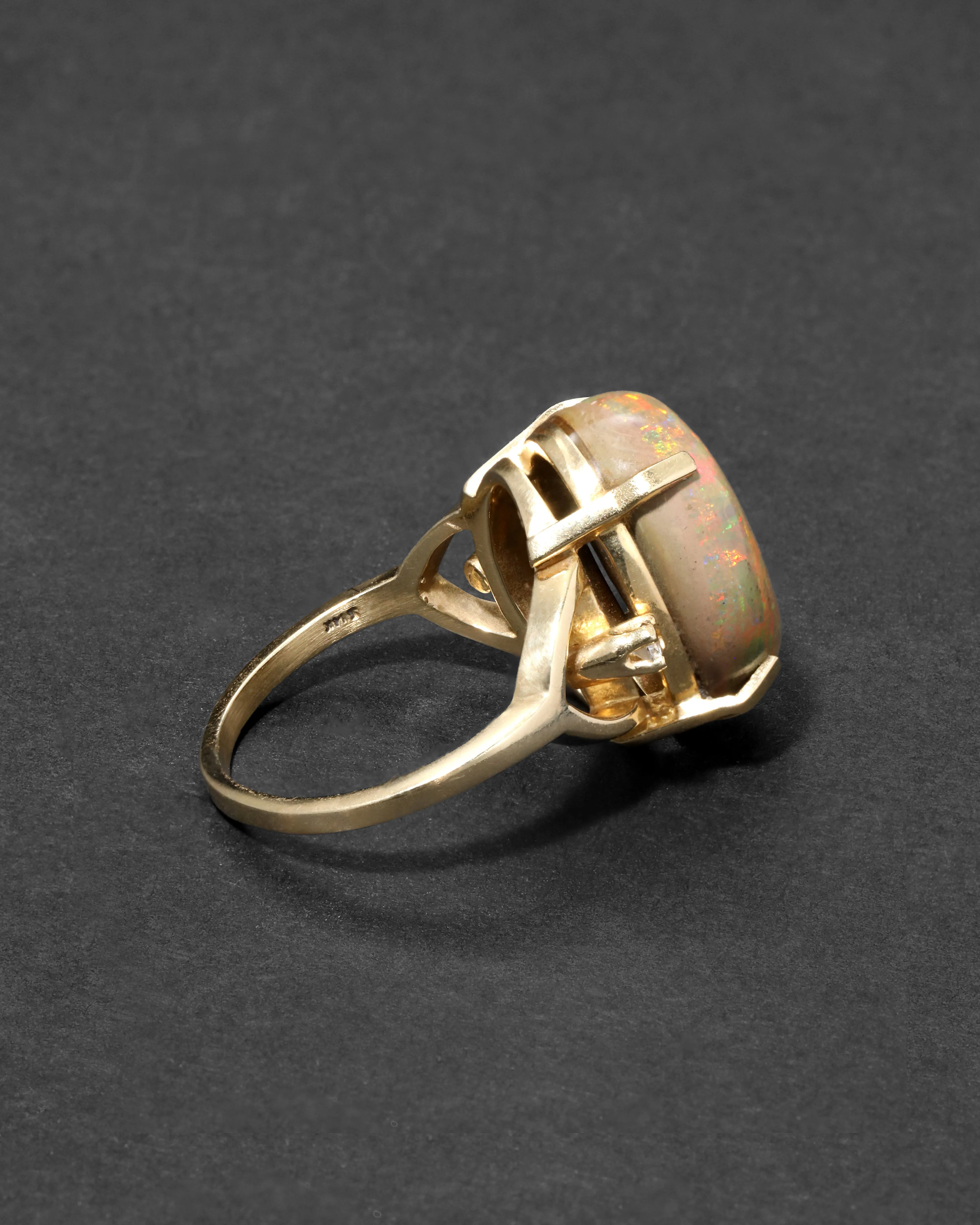 Vintage 1980s 14k Gold with Green Opal Cabachon & Diamond Accent Ring sold by Alexis Bittar product image thumbnail 4
