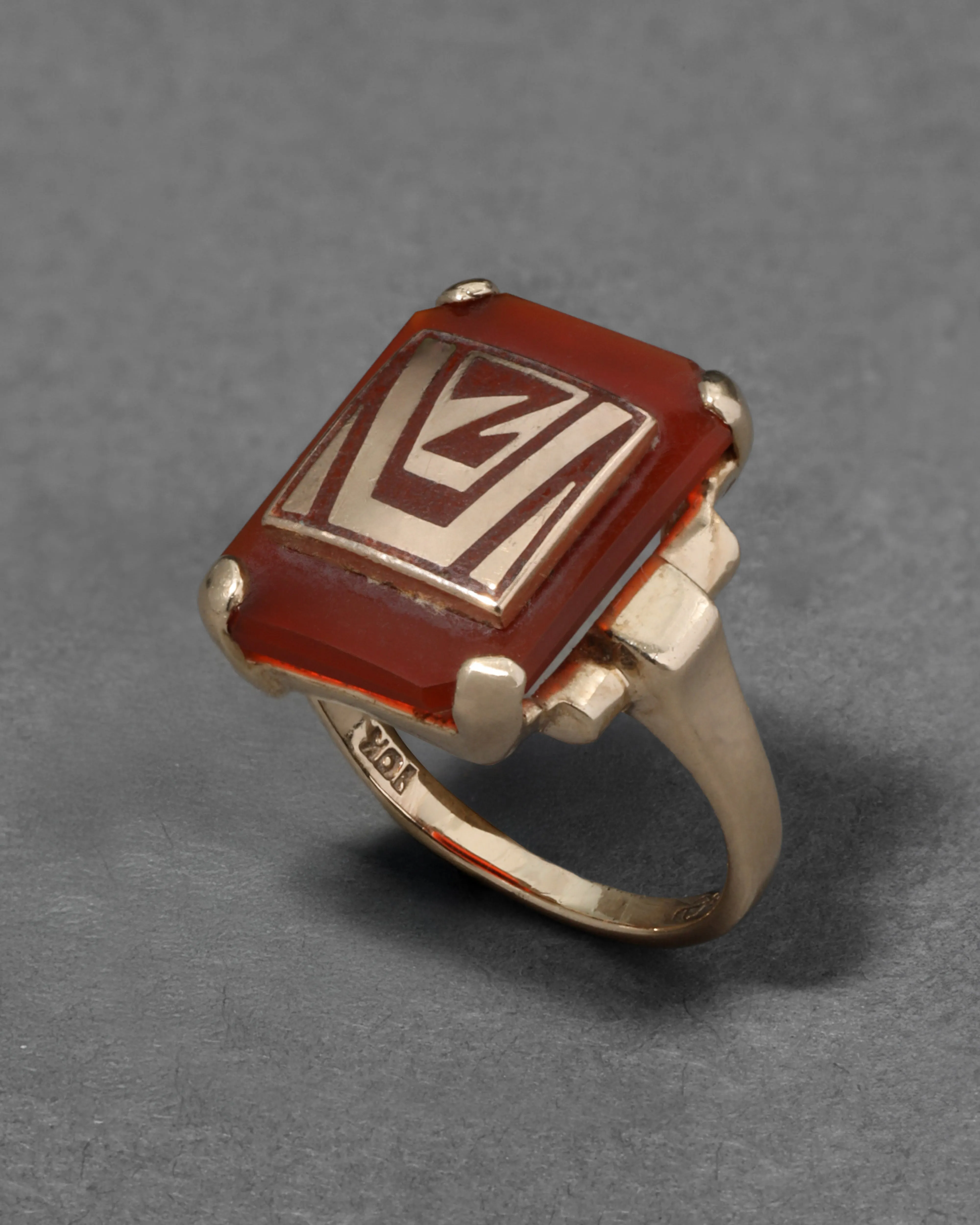 Vintage 1930s 10k Gold with Custom Cut Sardonyx Deco Ring sold by Alexis Bittar product image thumbnail 2